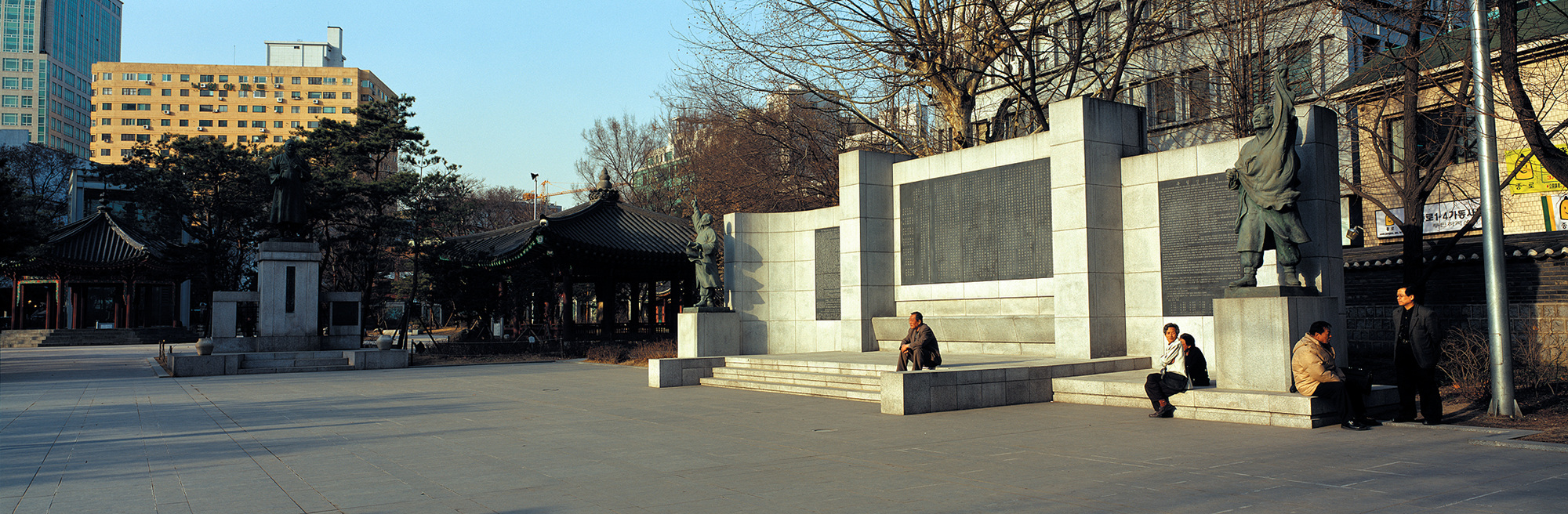 A Society of Gap, 2003-2004 046