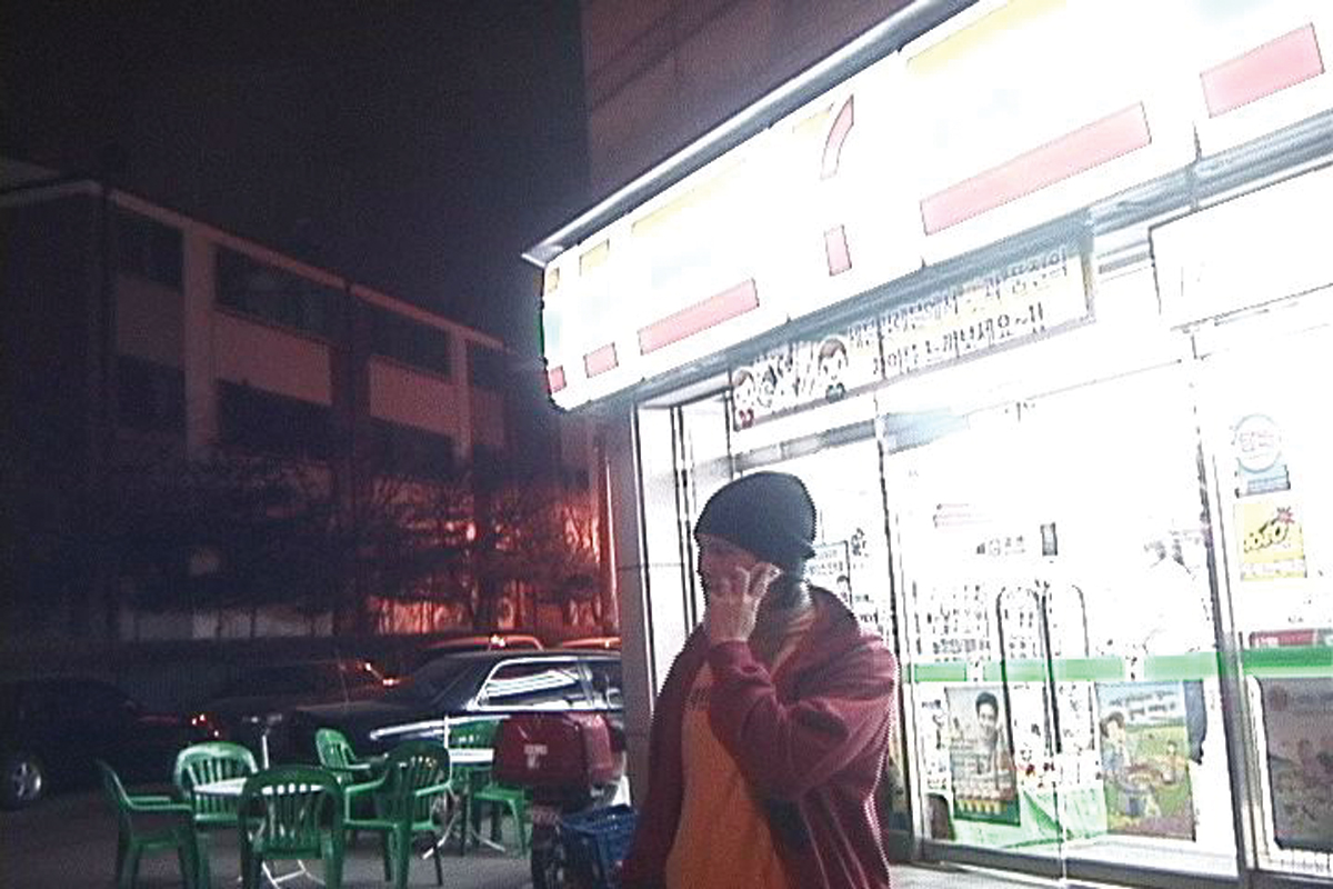 08 Mistaken Appointment at 7-Eleven, 10 Channel for 10 CRT Monitors, 2004