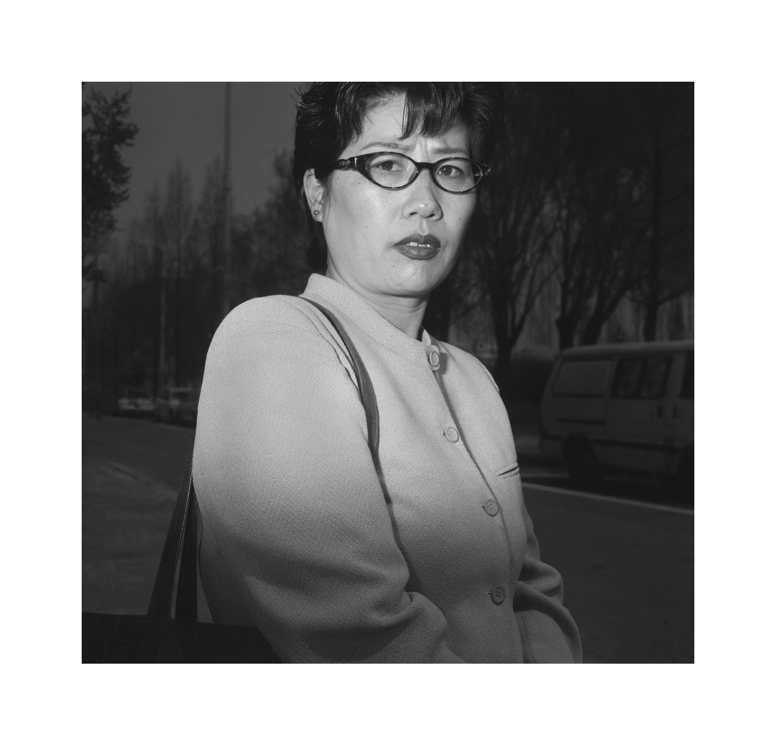 15 검은 뿔 테 안경을 쓴 아줌마, 1997년 3월 23일