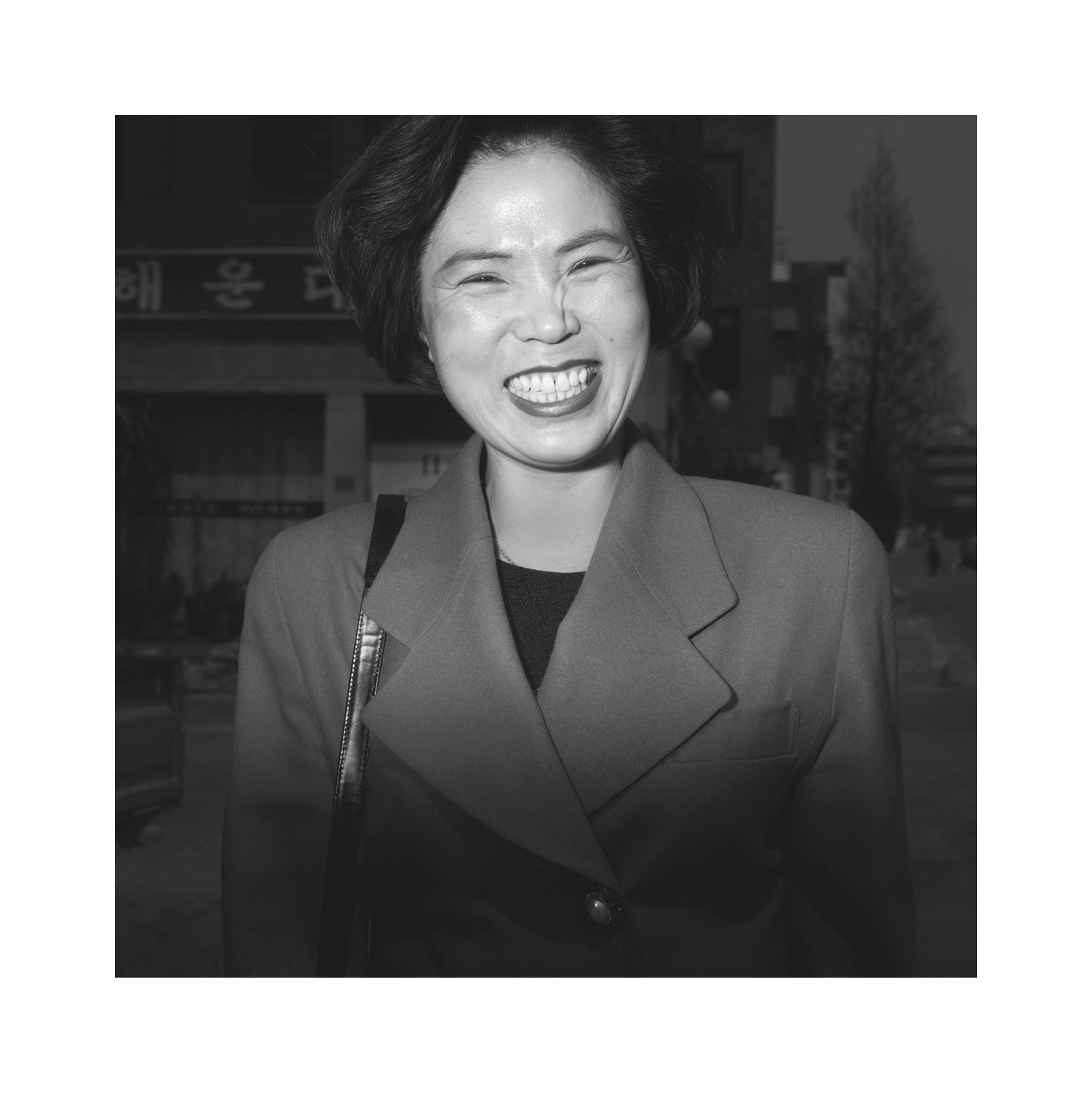 16 짧은 머리의 아줌마, 1997년 7월 21일