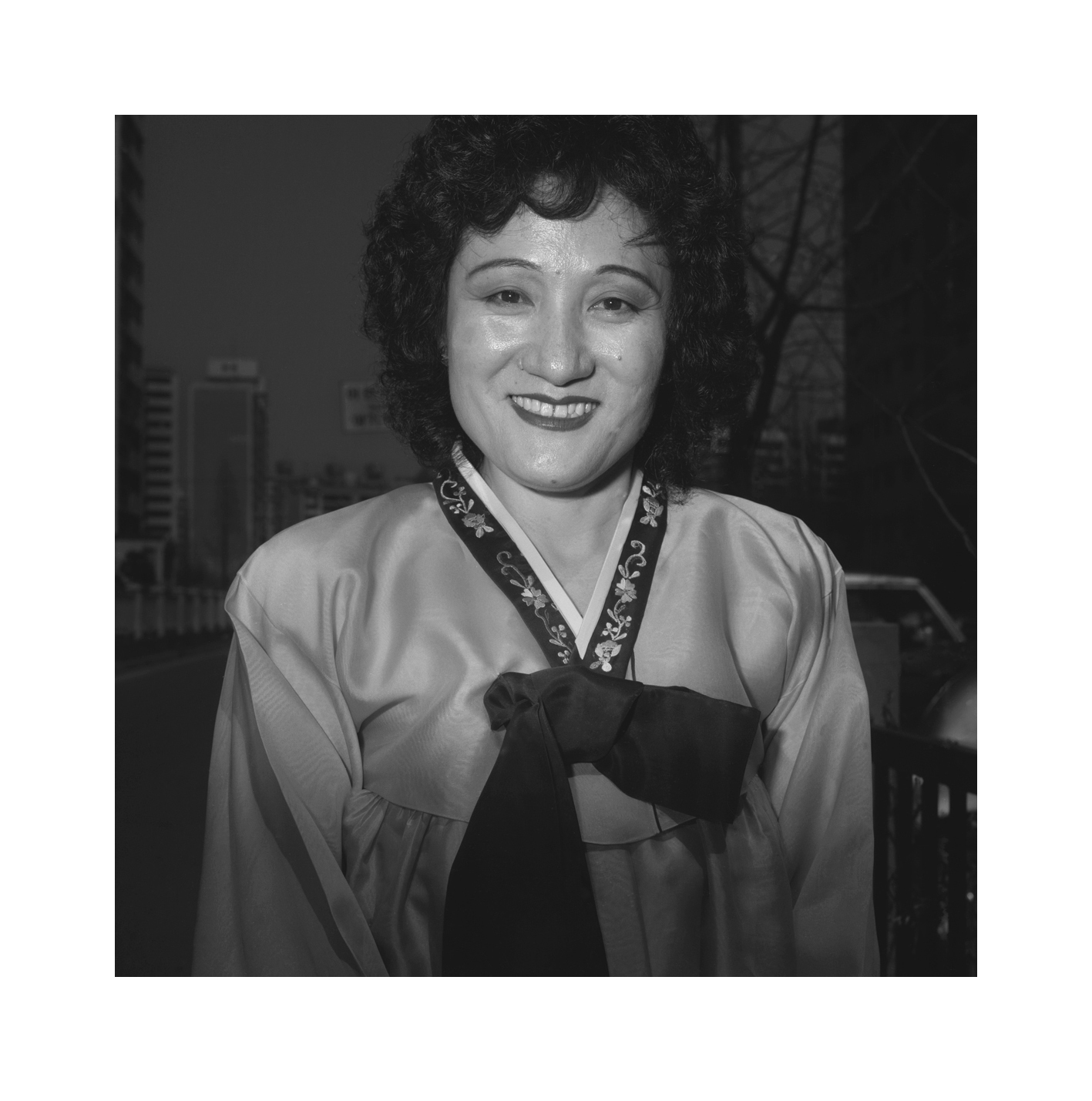 7 분홍빛 한복을 입은 아줌마, 1997년 3월 27일