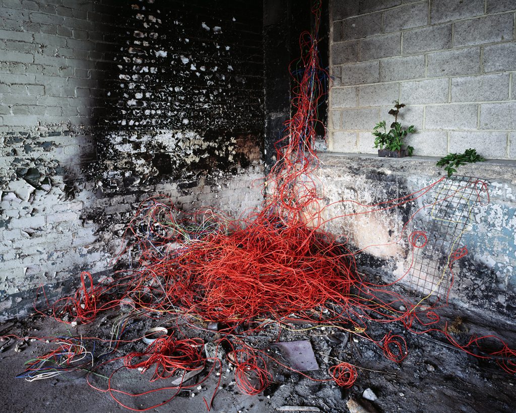 Tenseless-19, The electronc wires,C print,125x100cm, 2005