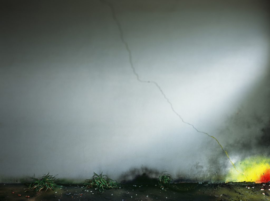 Tenseless-54, Awaken,C print, 103x138cm, 2007