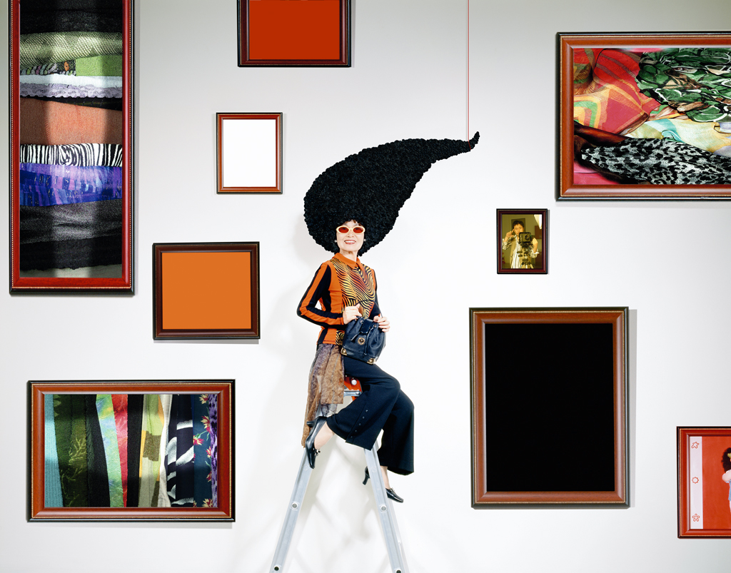 mother fashion & fiction (2)2007  Mother Fashion & fiction 150cm x 120cm  c-print