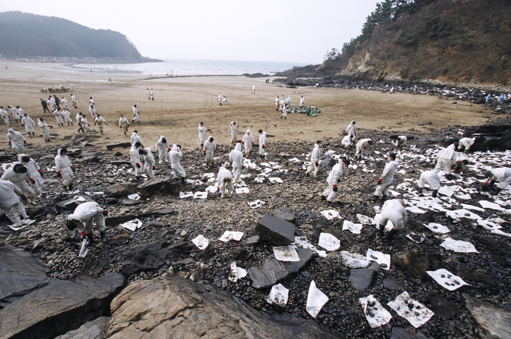 02. 김재우, 어느날 갑자기 바닷가에..., 태안 구름포, 2007.12