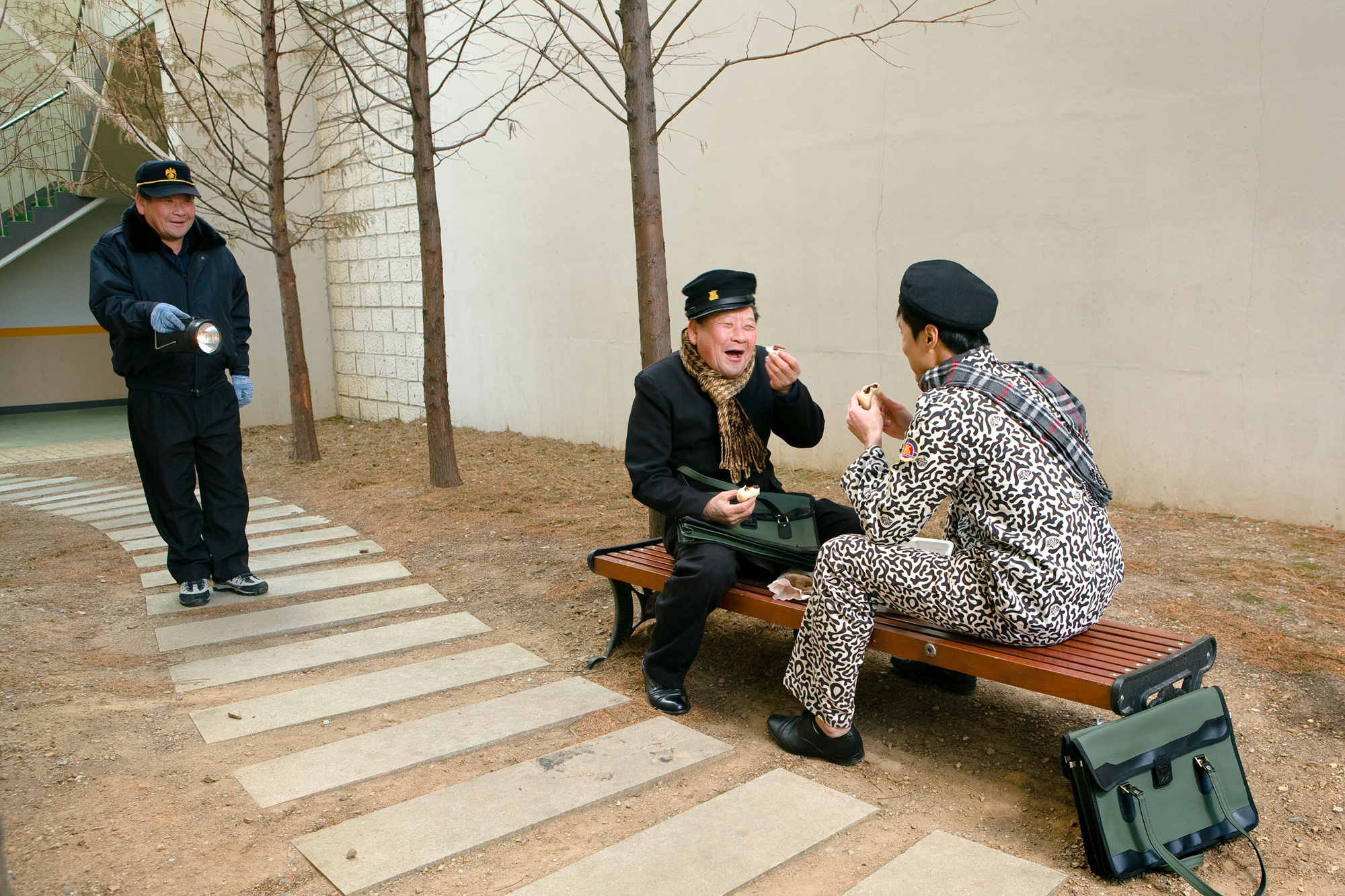 03.경비아저씨의 꿈_50x60cm_2008