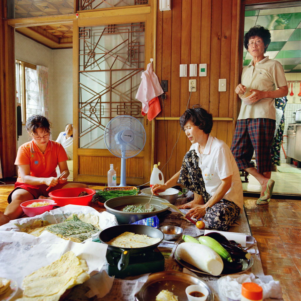 여자의집Ⅱ, 이순자의 집＃2-제사 풍경 2004