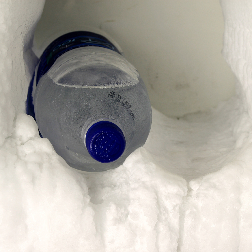 05 스토리지 Storage, archival inkjet print, 15×15cm, 2006