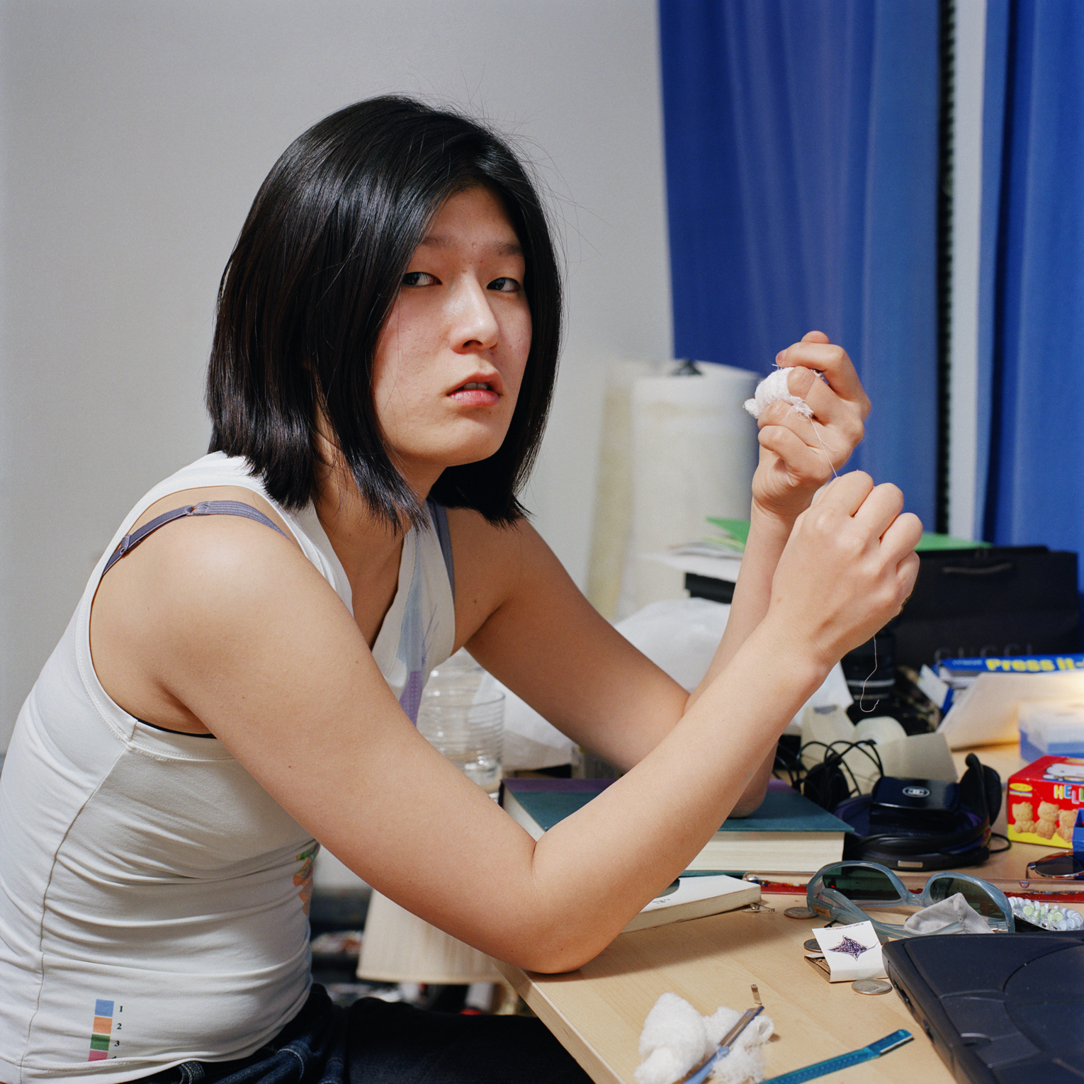 2. Hong with a bandaged hand, C-print, 100cmx100cm, 2003