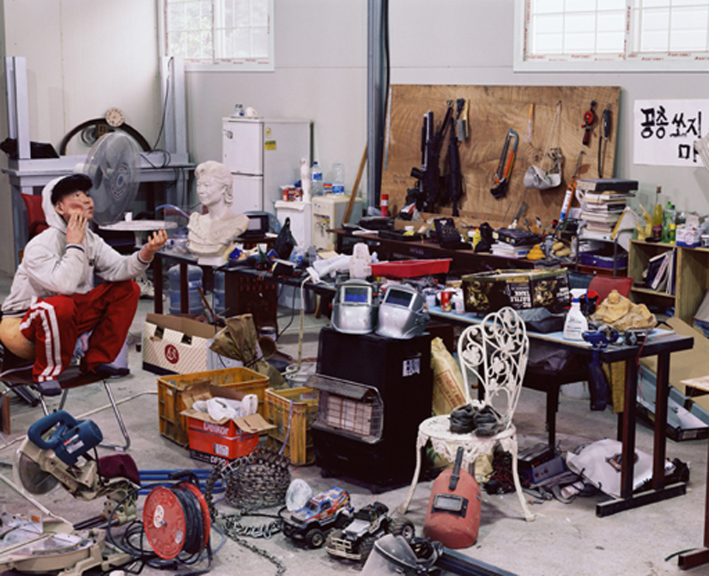 A studio 3B c-print 150cmx180cm 2006