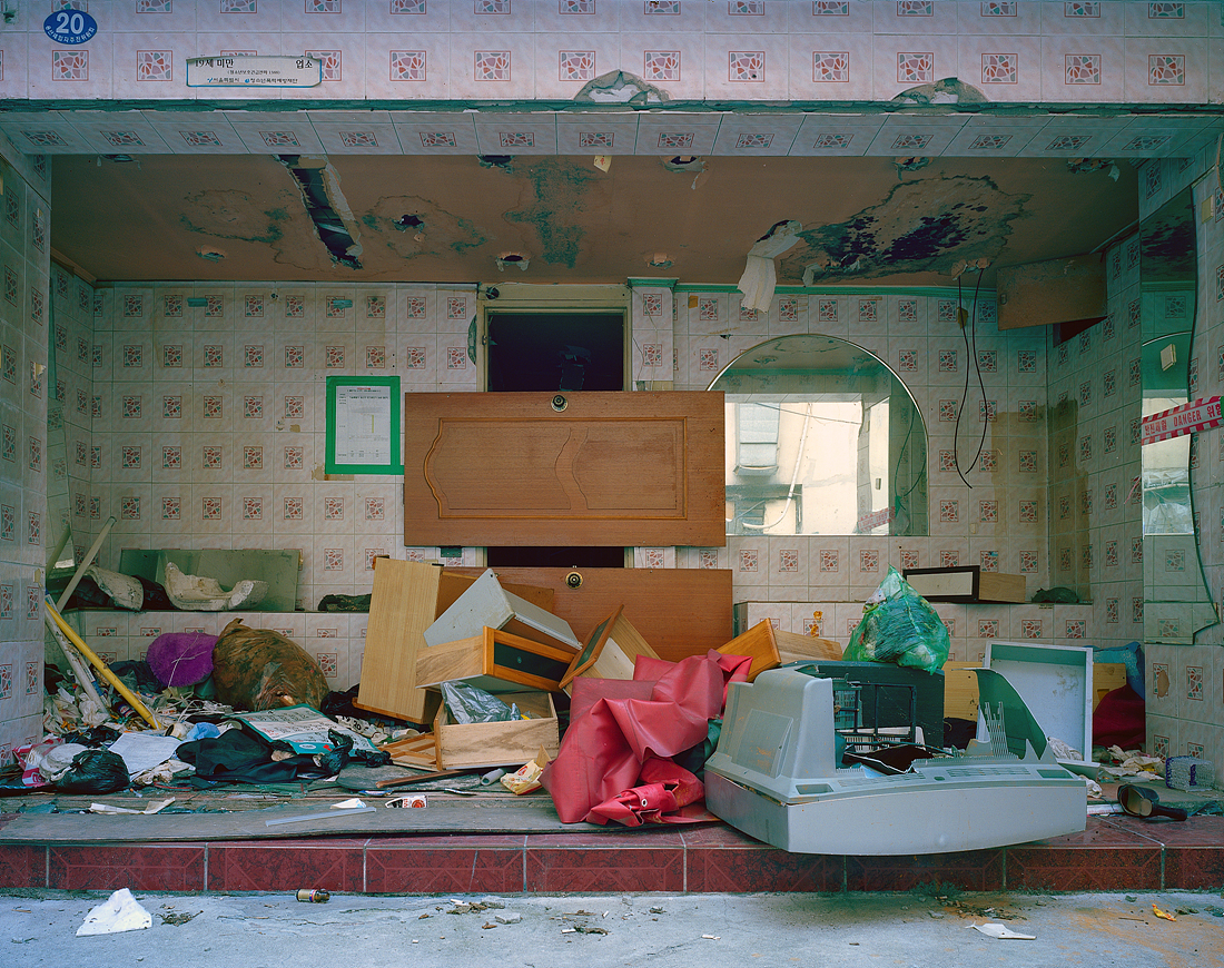 붉은 방#20_피그먼트 프린트_100x125_2011