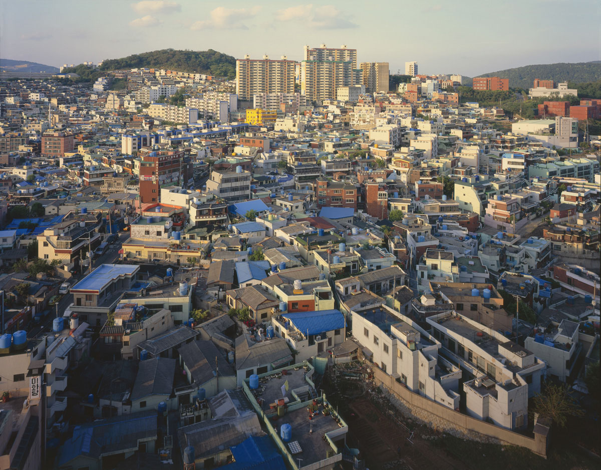 산복도로 감만동 - chromogenic print - 2009