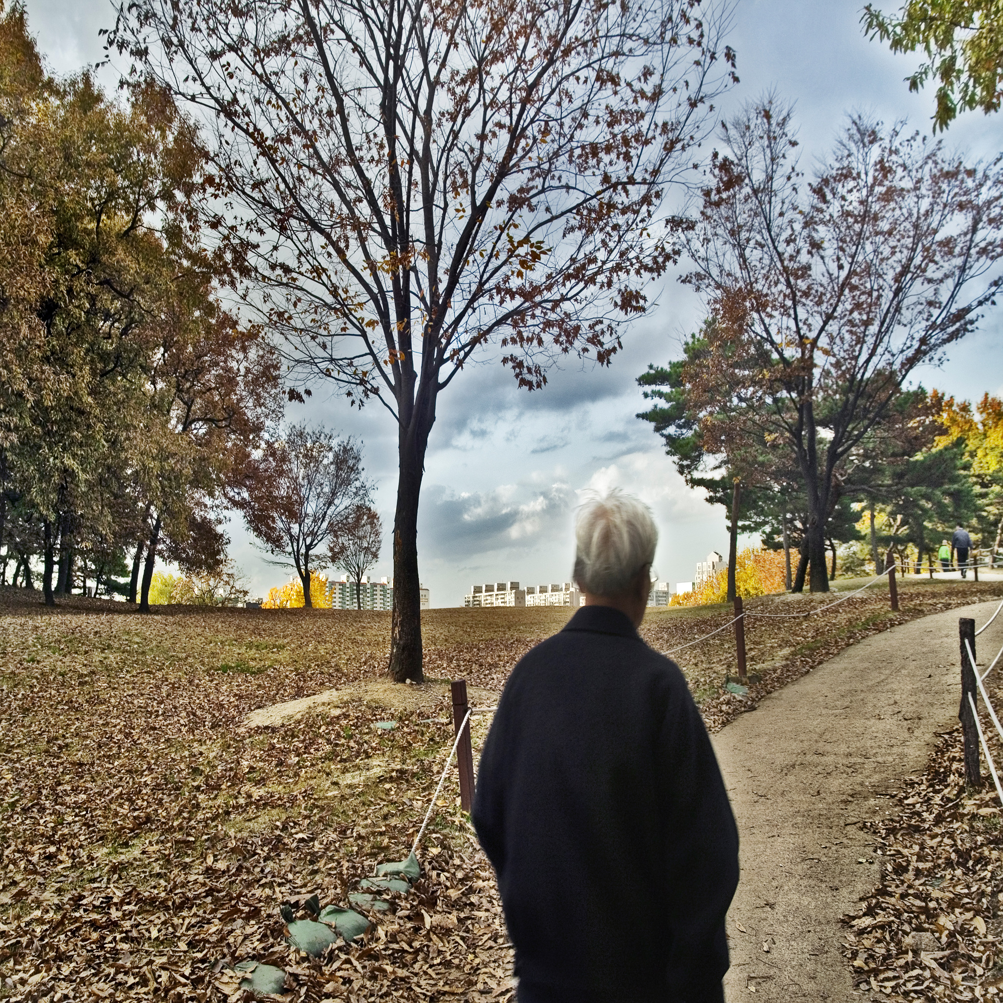 스치던풍경123-올림픽공원-공허한뒷모습_2005