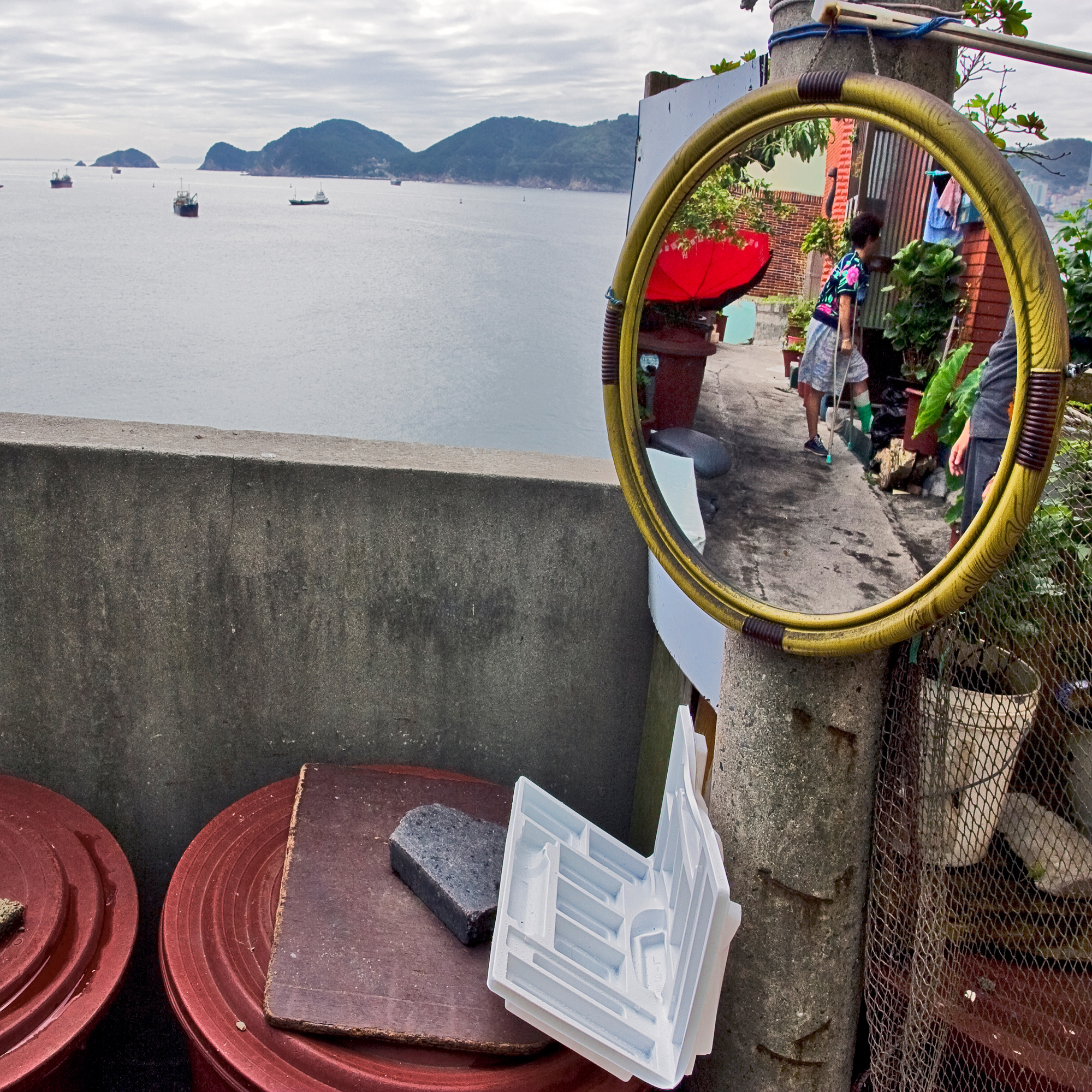 스치던풍경165-부산영선동-두개의풍경_2006