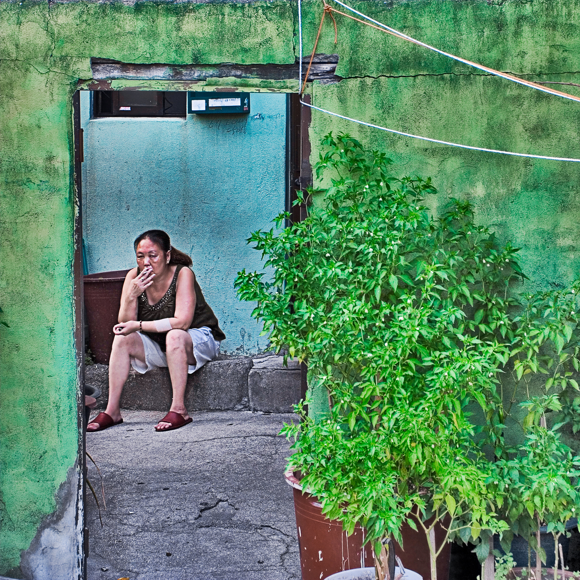 스치던풍경5-부산좌천동-시니컬한눈빛_2004