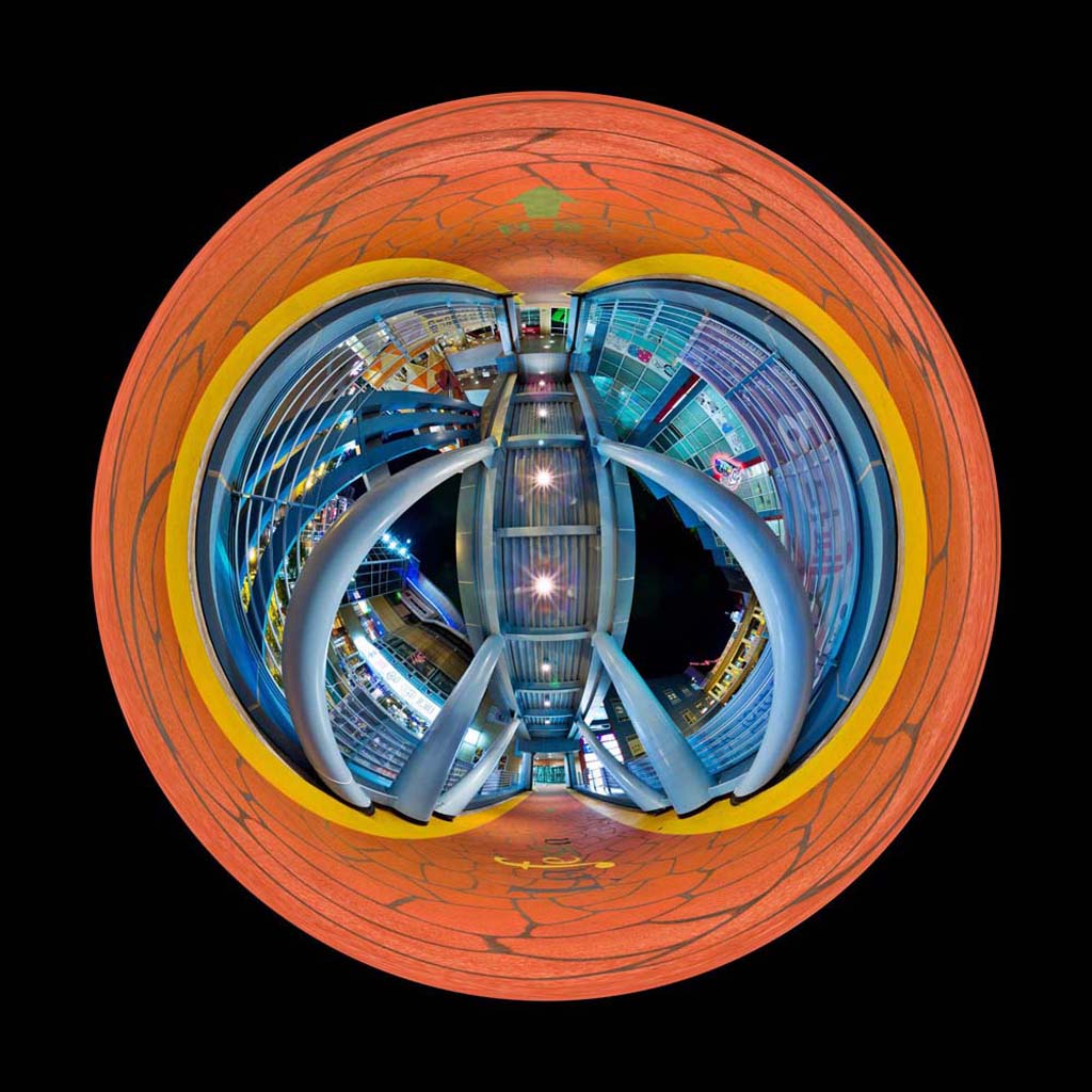 Lafesta02-Polar2 Fuji Digital Print 123 x 125 cm 2006