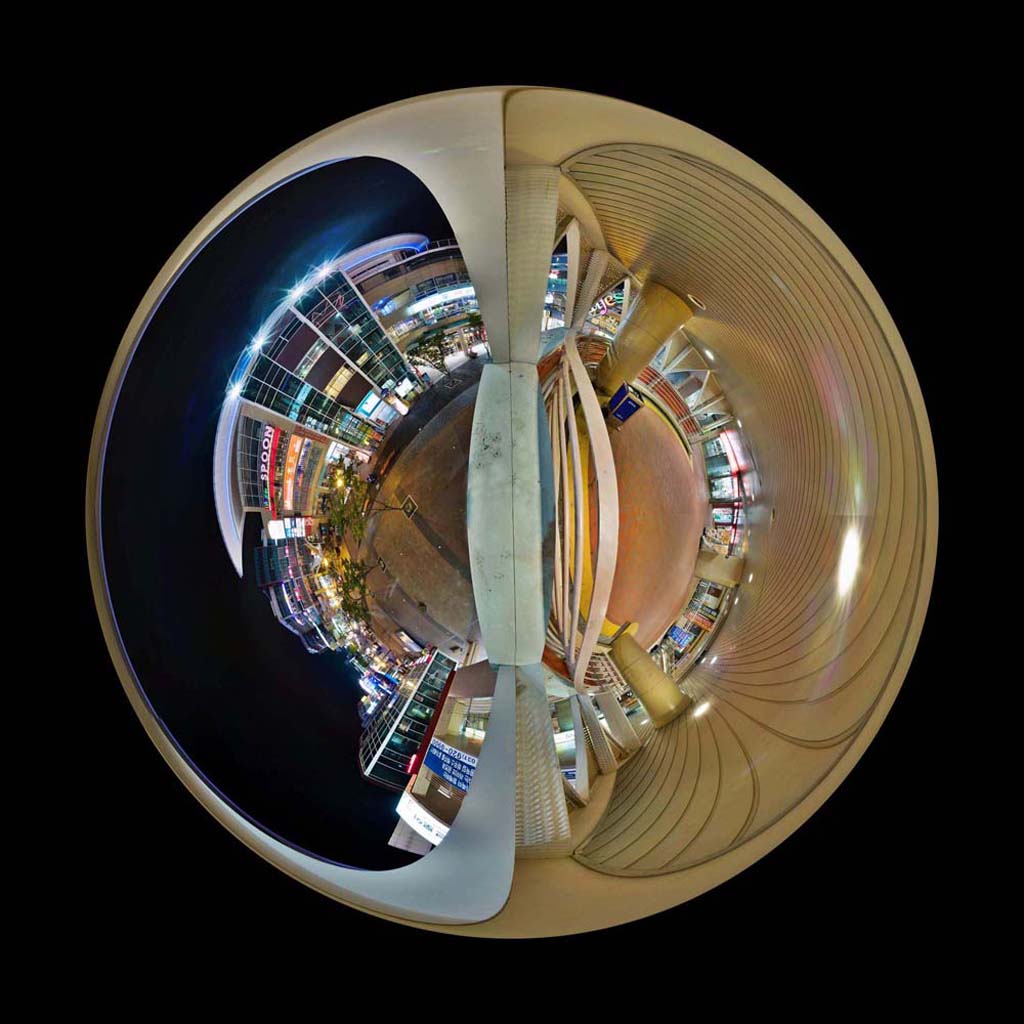 Lafesta07-Polar Fuji Digital Print 67 x 67 cm 2006