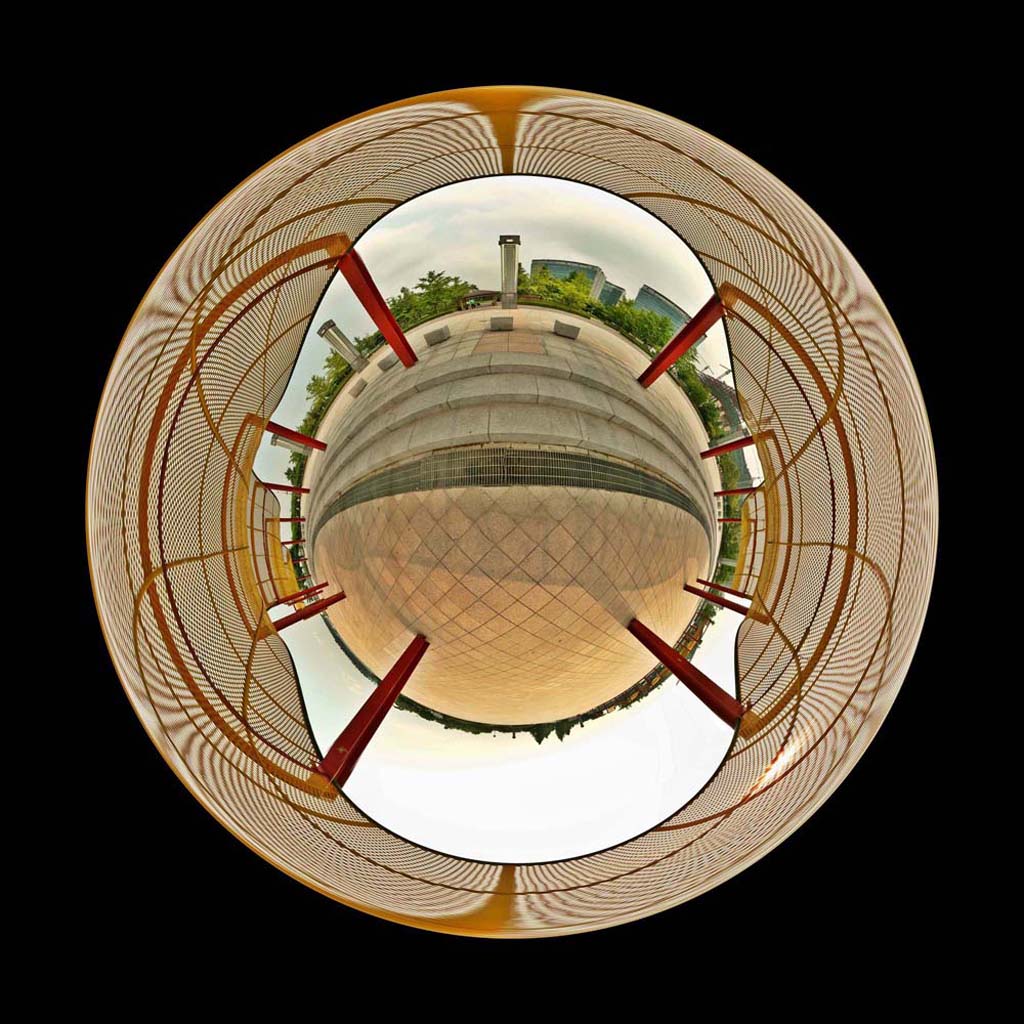 Lake08-Polar Fuji Digital Print 123 x 125 cm 2006