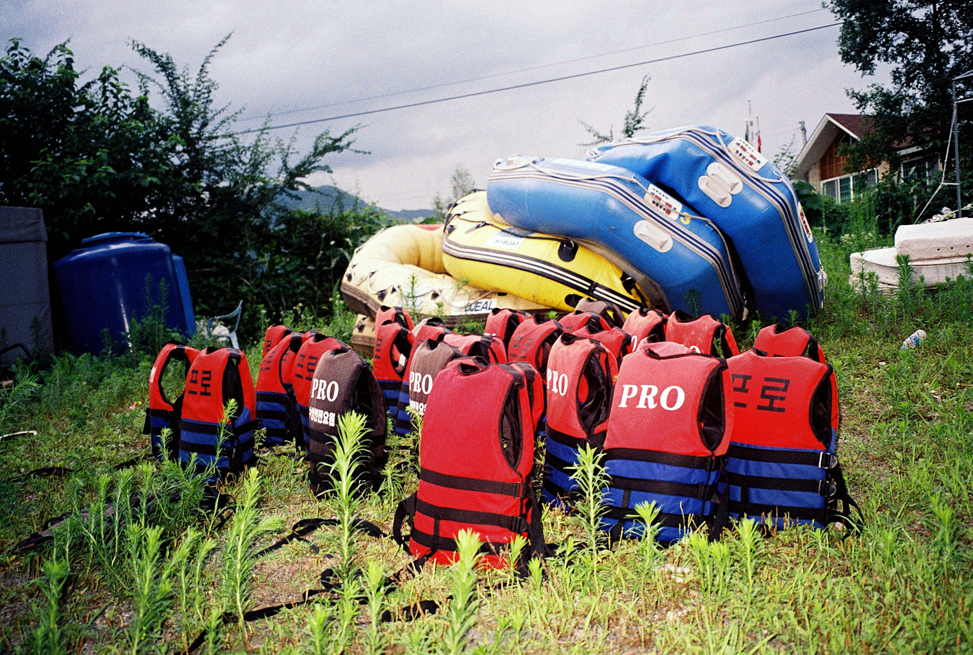 06_틈틈이 튼튼히 #04, Inkjet Print, 가변크기, 2013