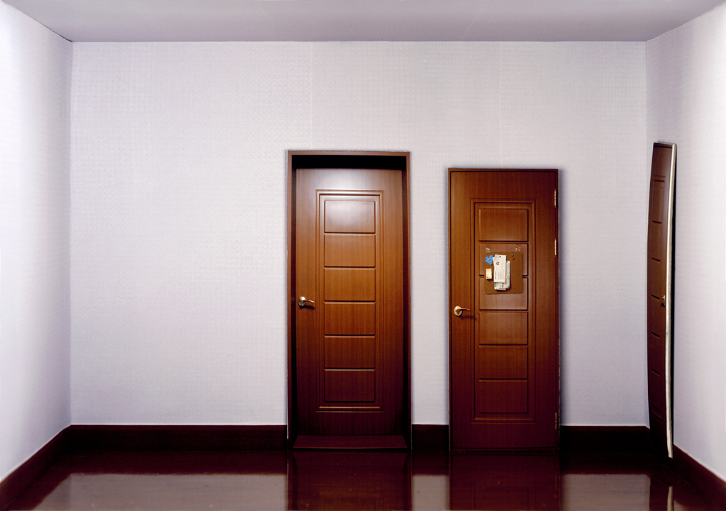 11.이민경_세개의 문(혜원의 방)_115x81_2007