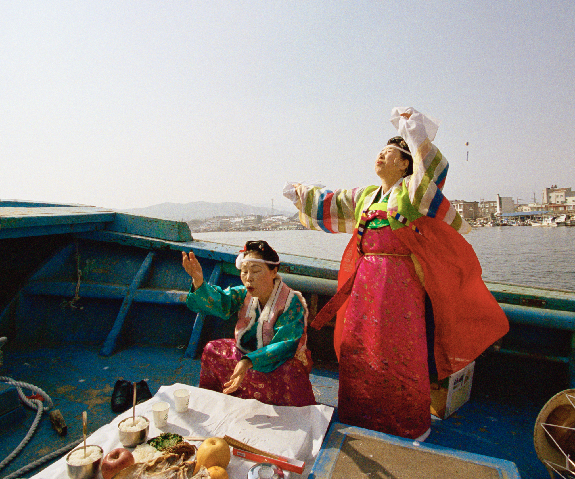 3. 풍어제 豊漁祭, 고성 거진항, C-Print, 70X100cm, 2008