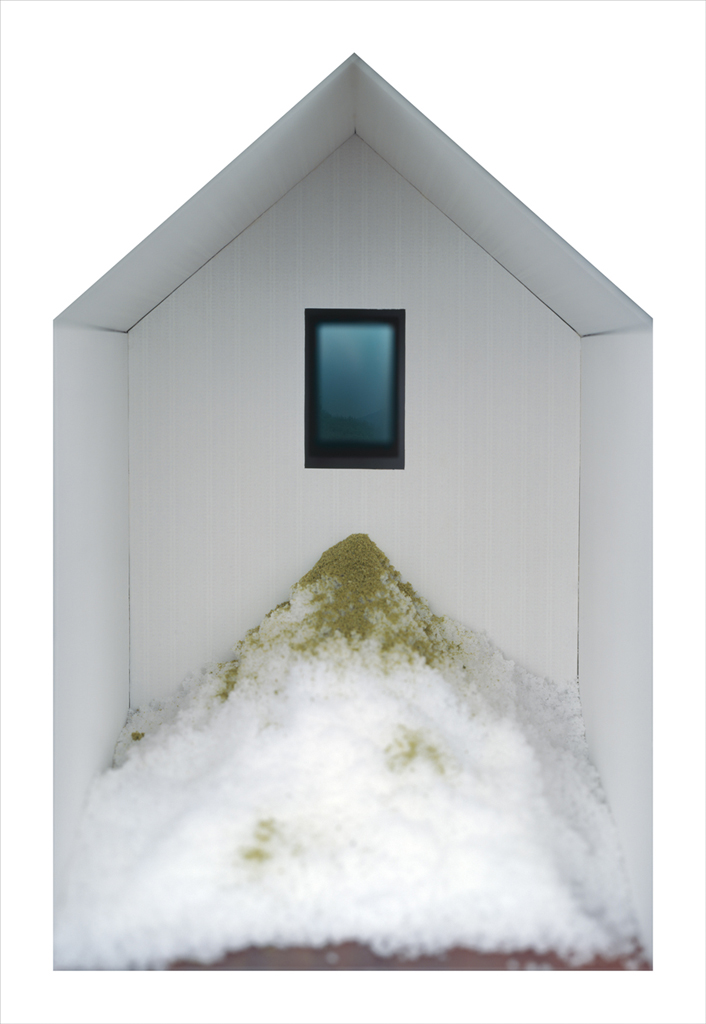 Home in the morning_Digital Inkjet Print_100x145cm_2009_To the Desert series