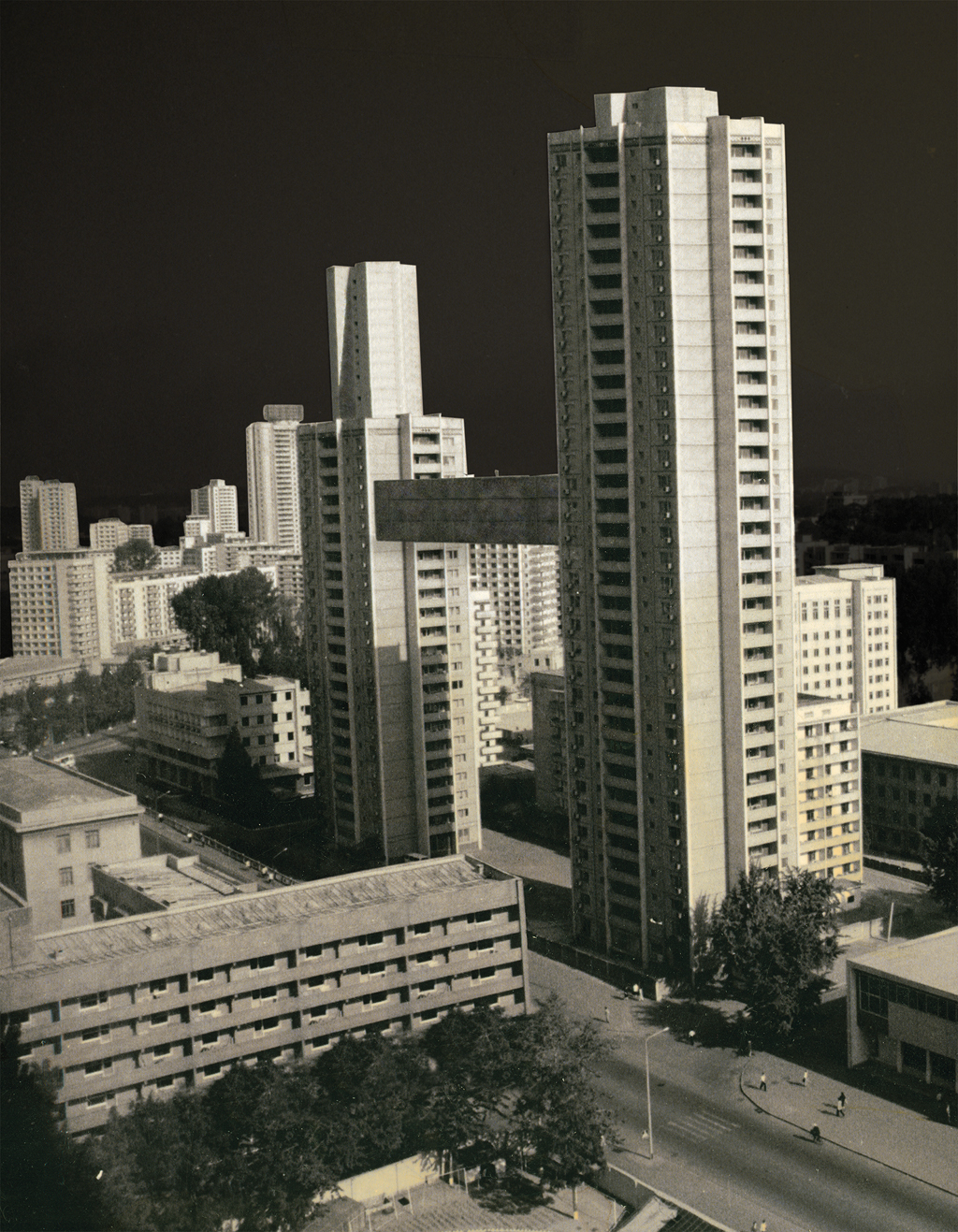 Utopia-#023, 180 x 140 cm, Digital print, 2008