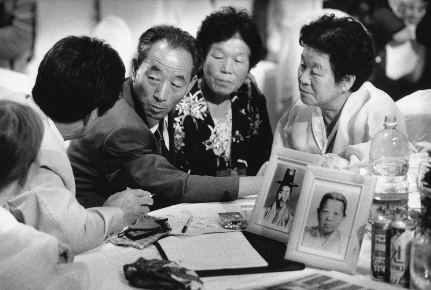 반세기만의 귀향(歸鄕) Separated families, 2000 _05