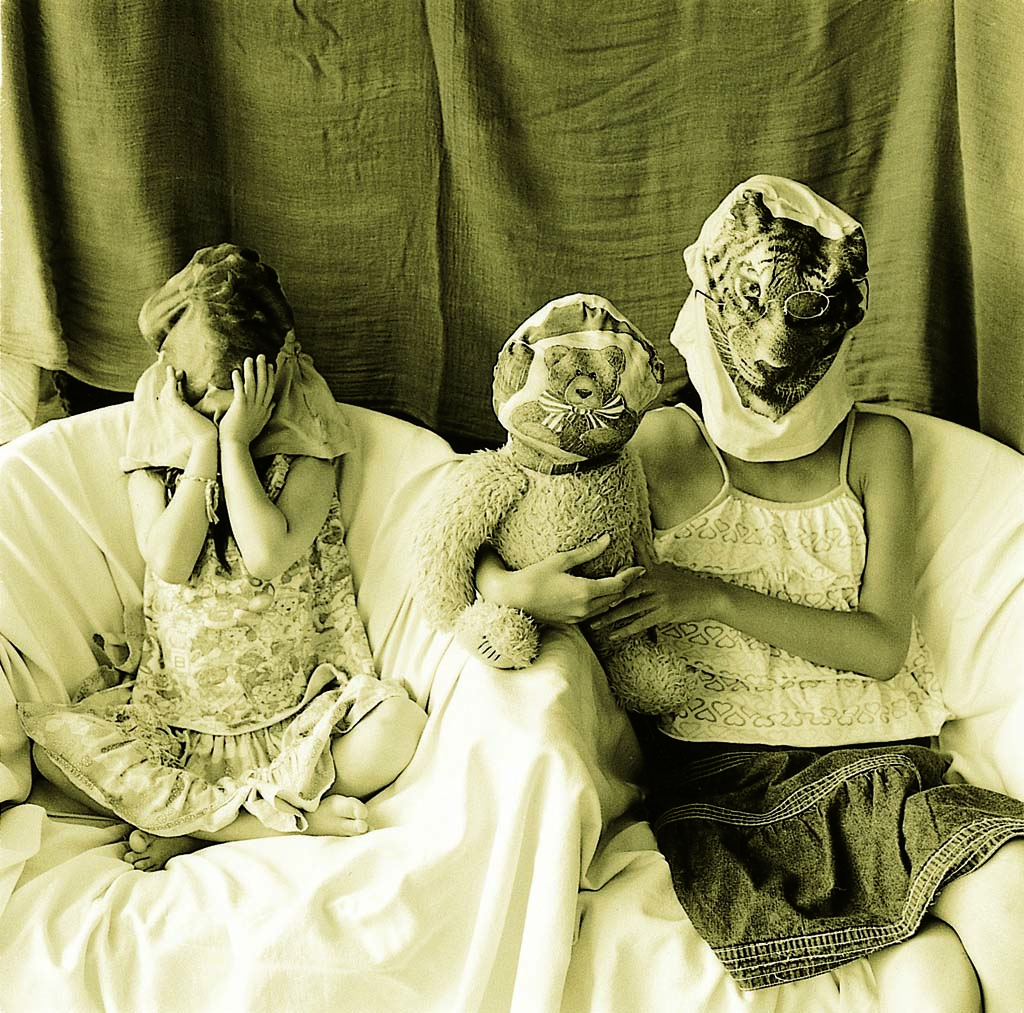 호랑이 가면 I, 2004