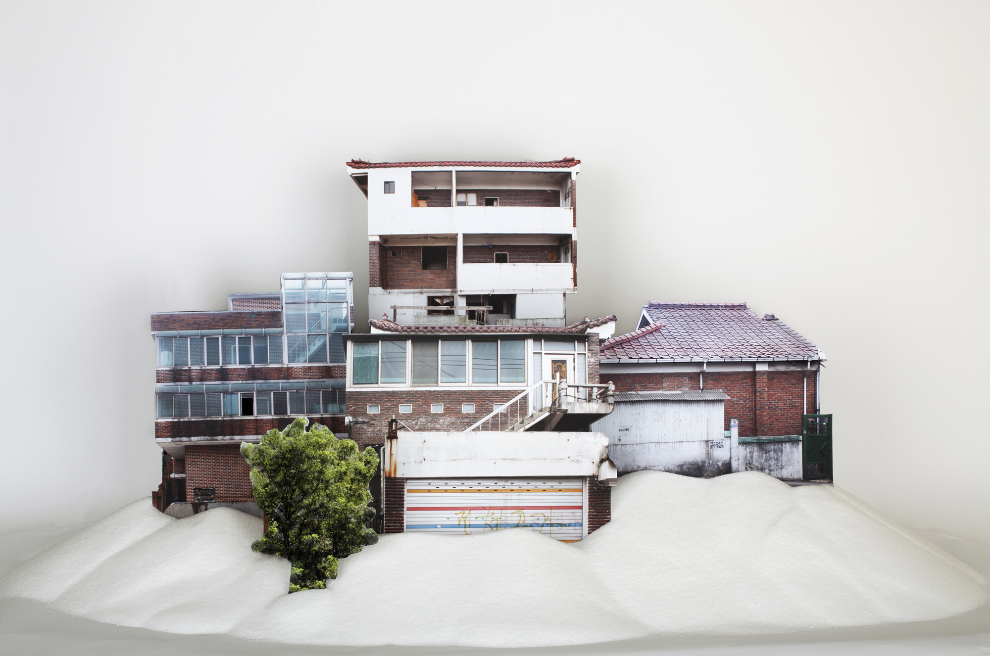 002 The tall house_Archival inkjet print_100x66cm_2012