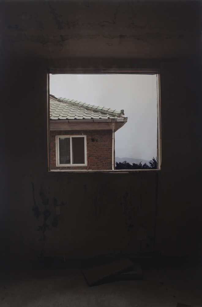 009 Inside003 _Archival inkjet print_35x53cm_2012