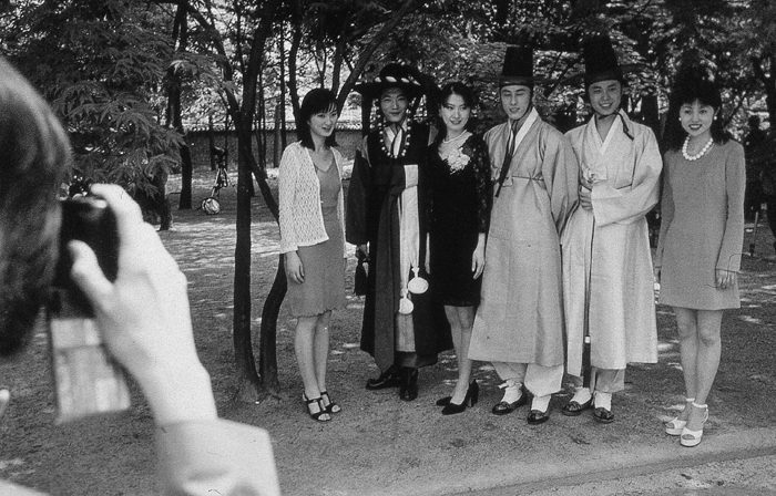 RAW34 gelatin silver print 20x30cm wooden framed