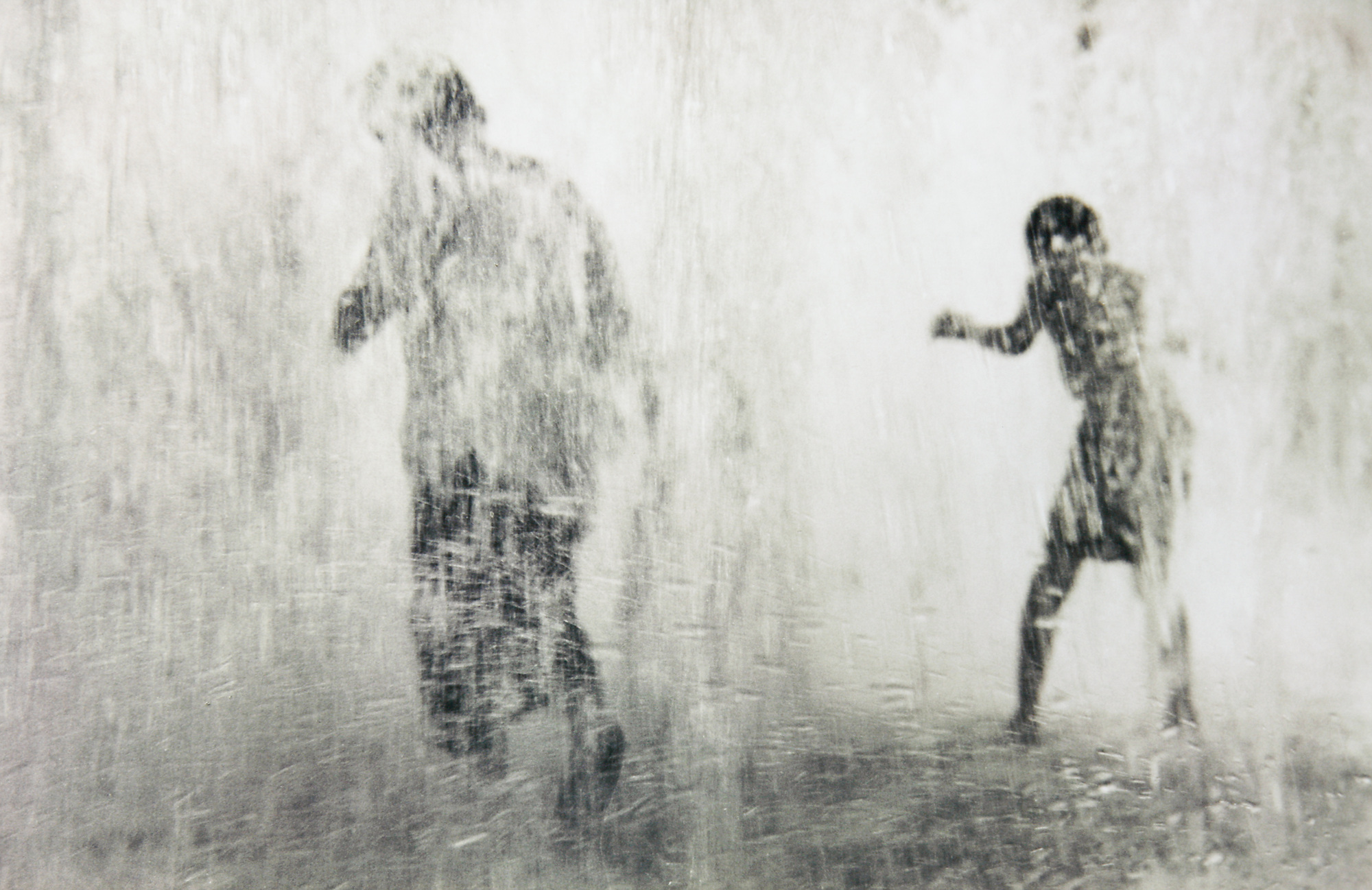 SW40 gelatin silver print 20x30cm wooden framed