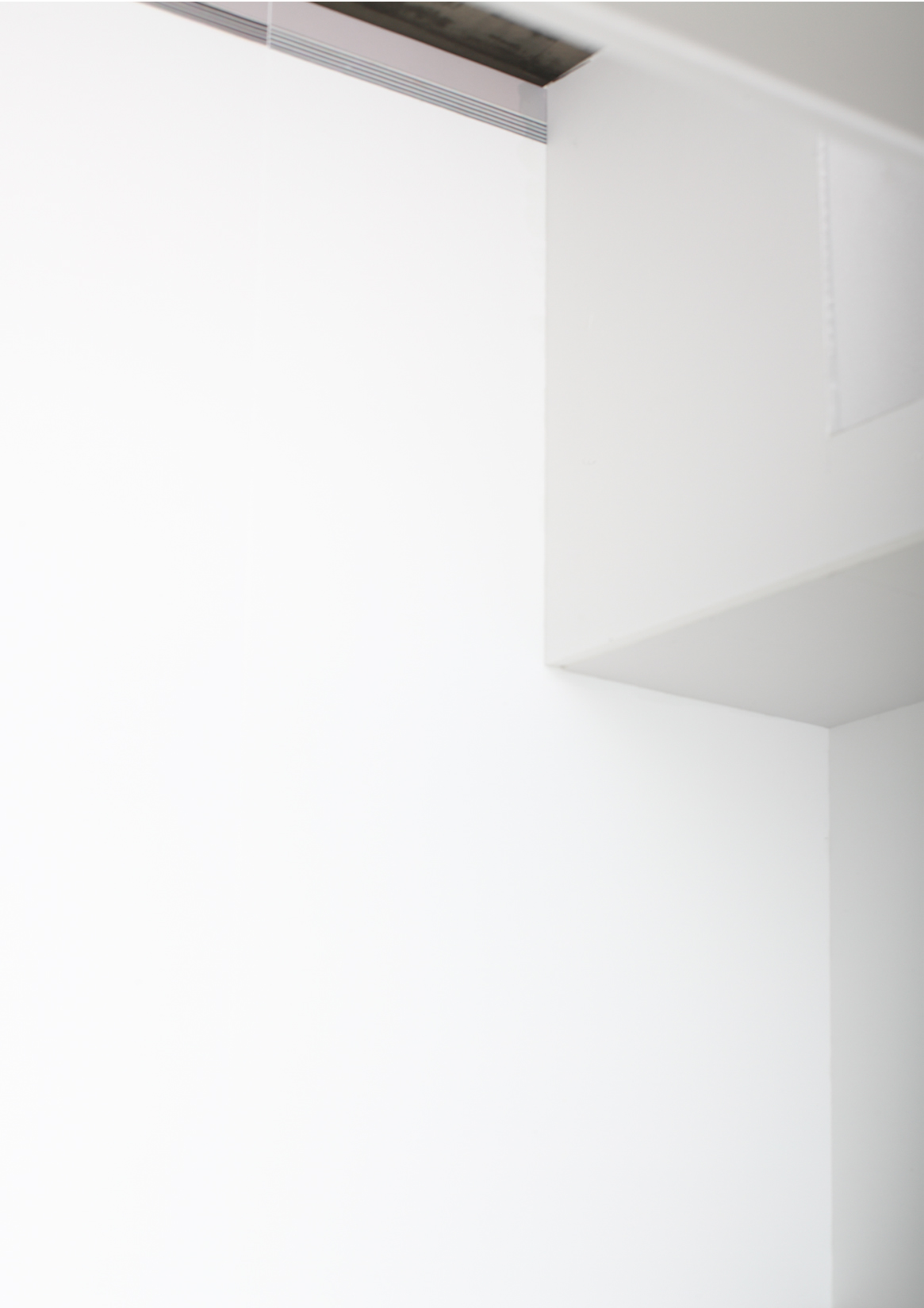 White wall sk001 Arhcival Inkjet print, 40x28cm, 2011