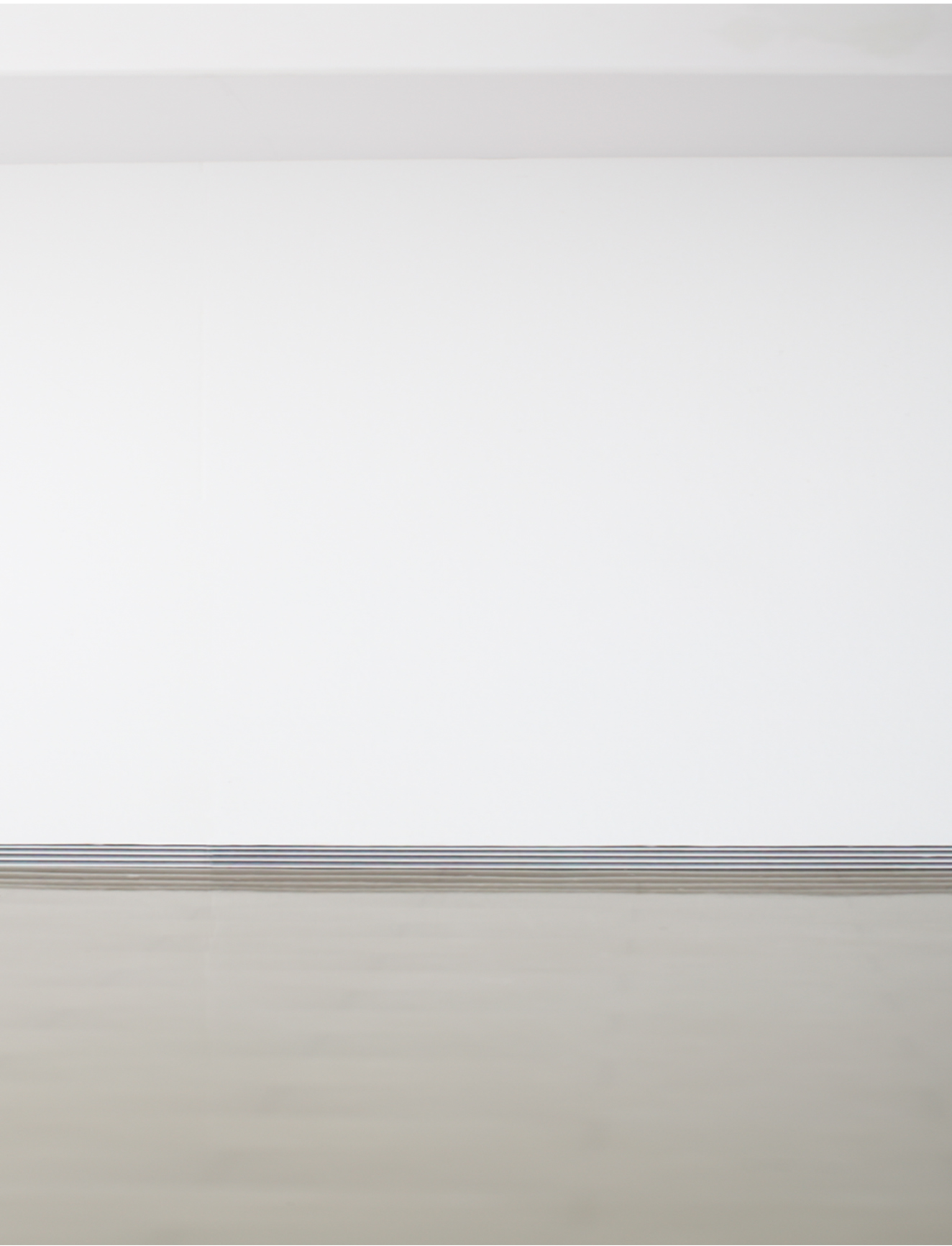 White wall sk005 Arhcival Inkjet print, 40x28cm, 2011