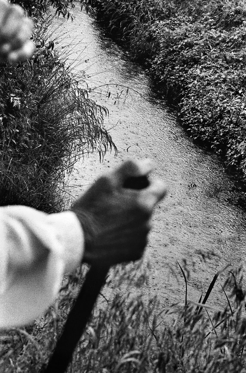 충돌과 반동-비 오는 날, 합천, 1996