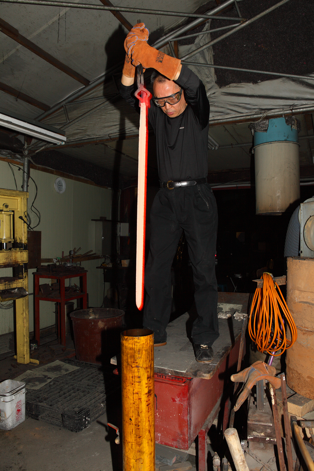 칼과 철 12.담금질(2009년)