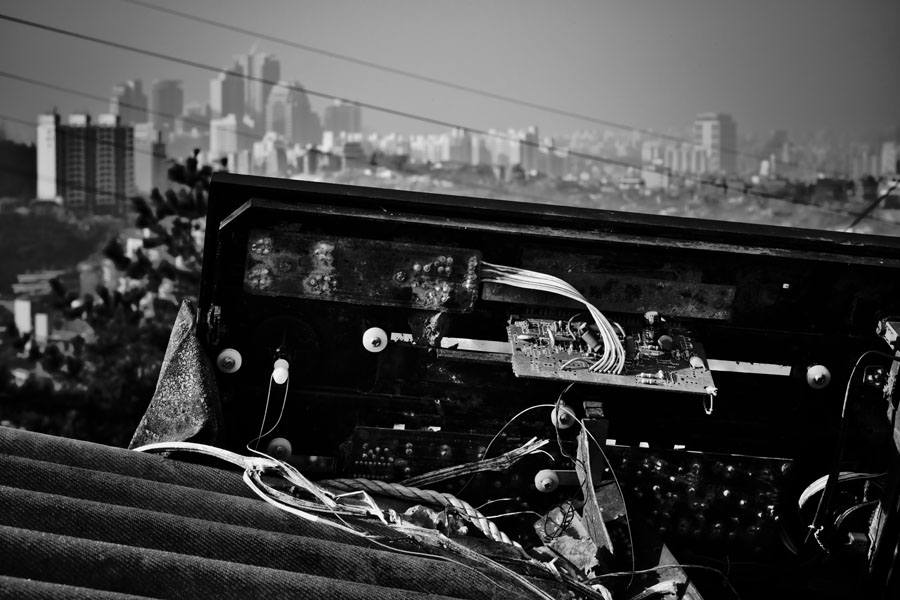 BABEL #1, Archival Pigment Print, 108.8x84cm, 2013