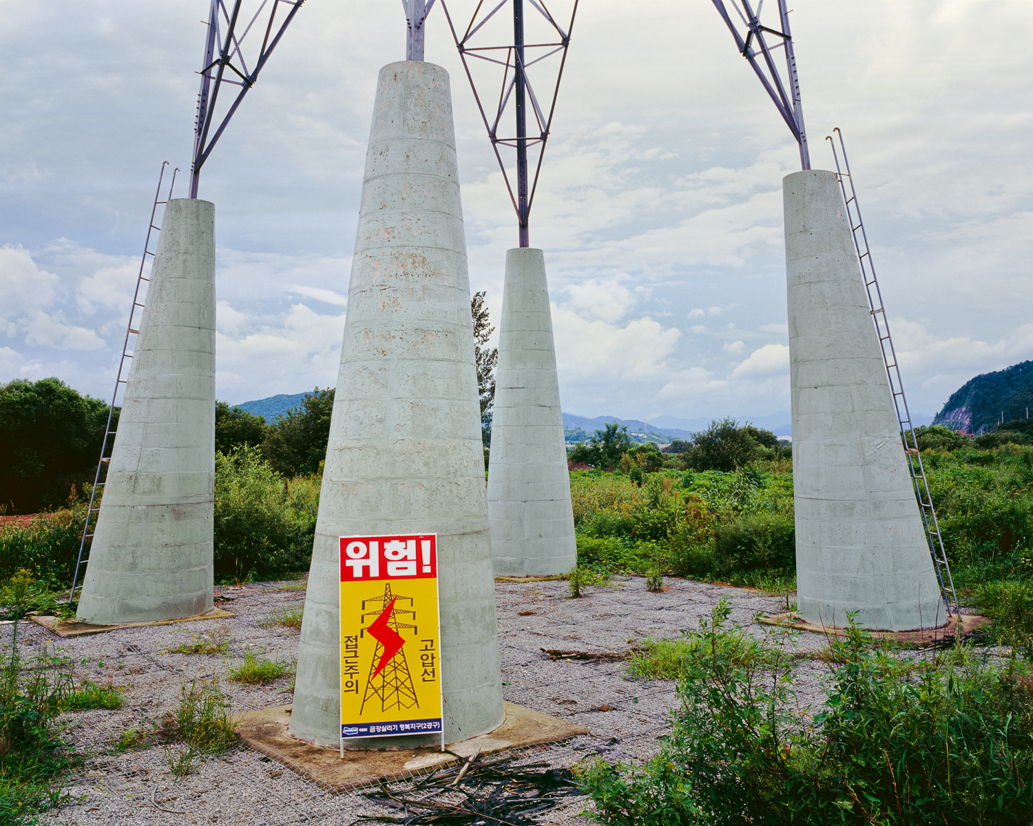 Down by the River_연기, 금강_Geumgang, Yeongi_Pigment Print_80x100cm_2010