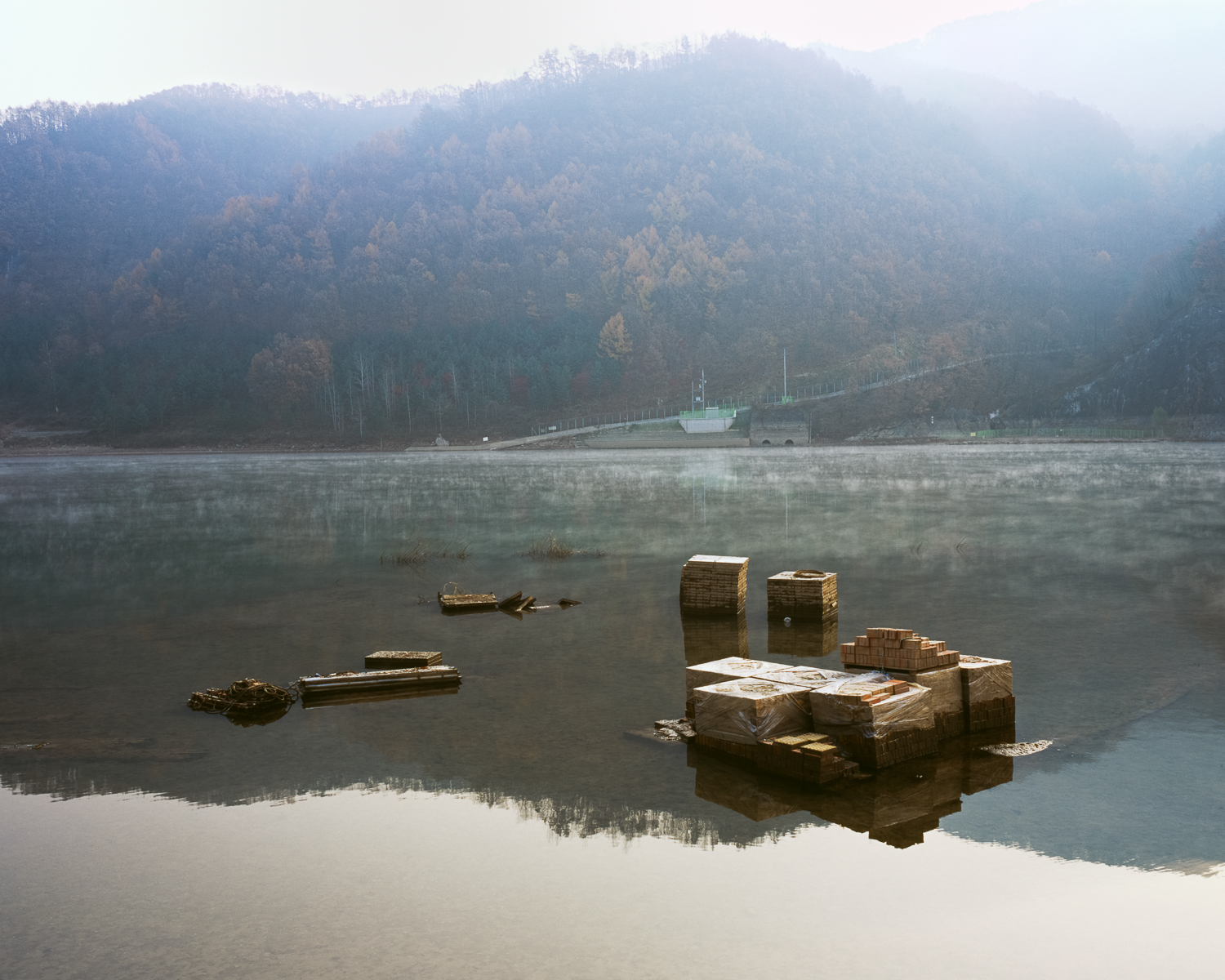 Interscape_단양, 남한강_Namhangang, Danyang_Pigment Print_80x100cm_2010