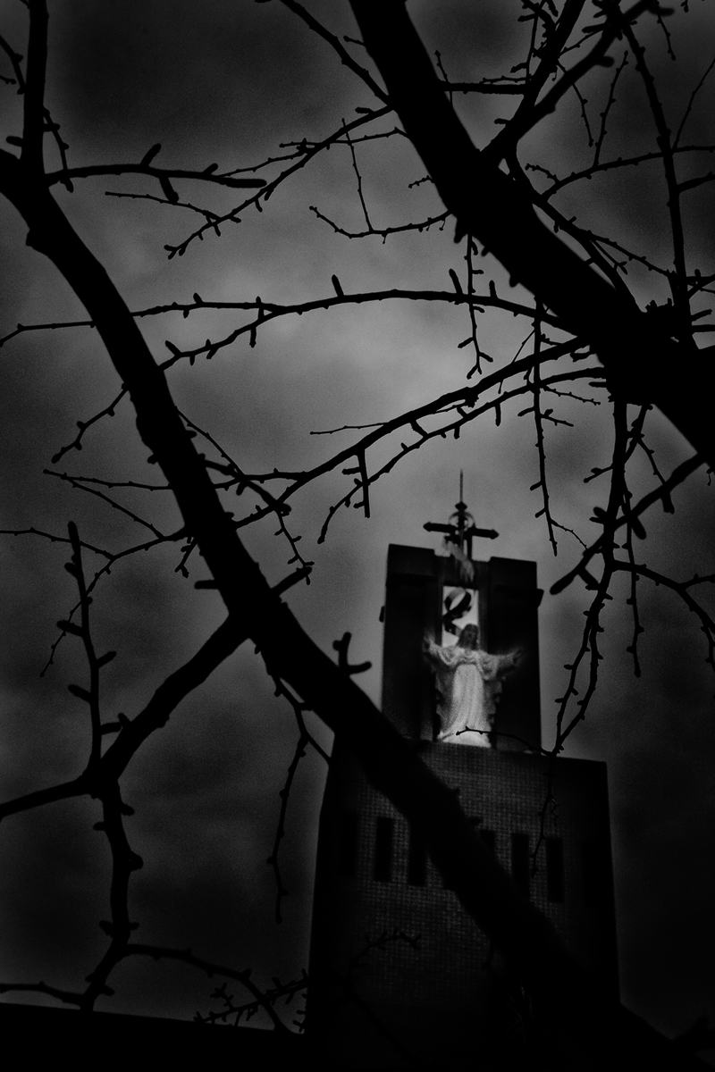 REQUIEM #12, Archival Pigment Print, 84x118.8cm, 2008