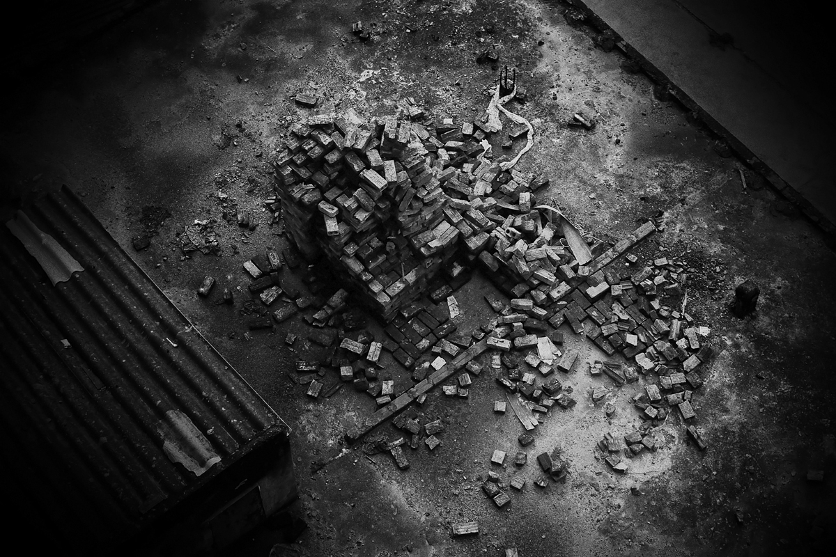 REQUIEM #2, Archival Pigment Print, 118.8x84cm, 2008