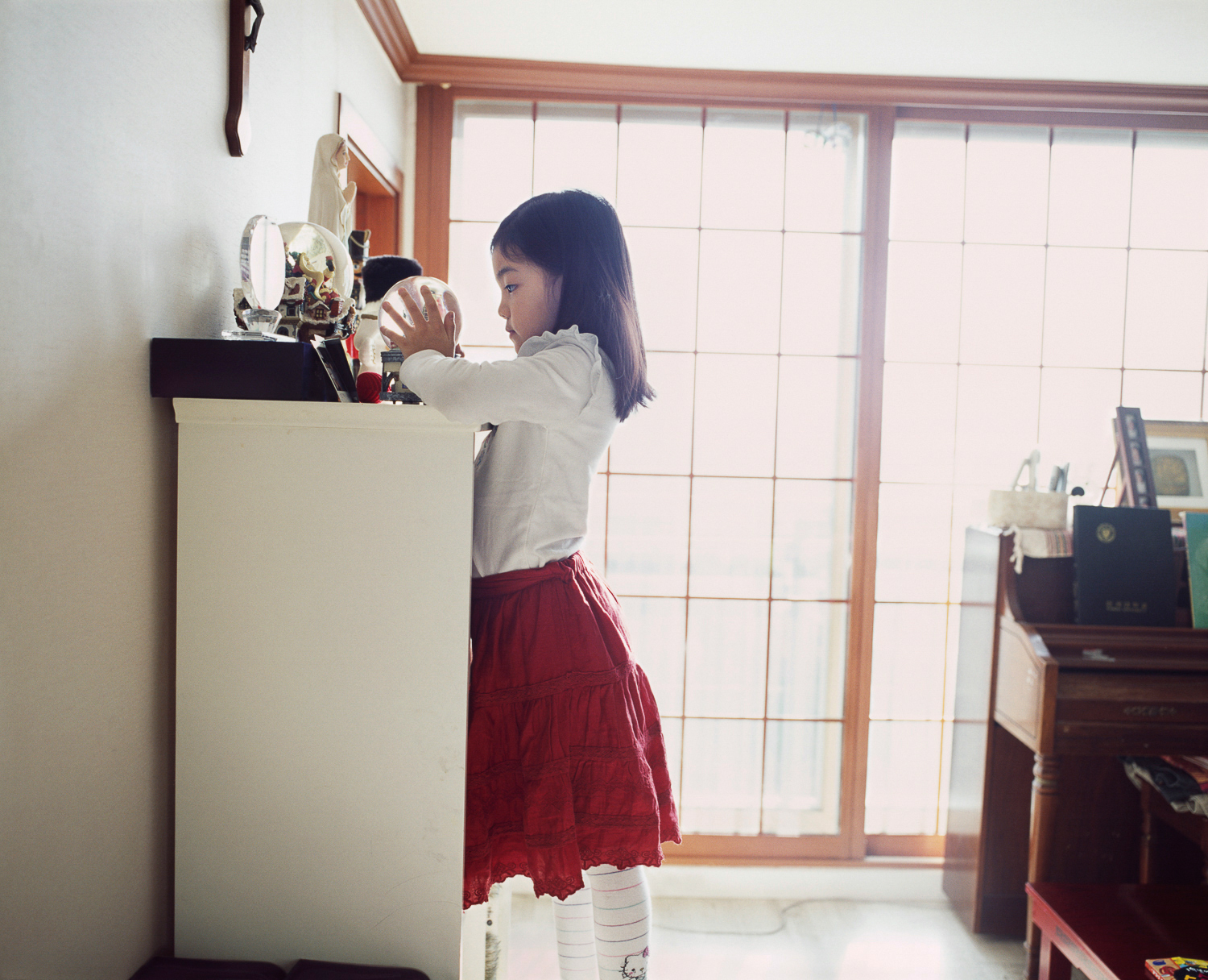 06. Yeonsoo, archival pigment print, 30X37inches, 2013