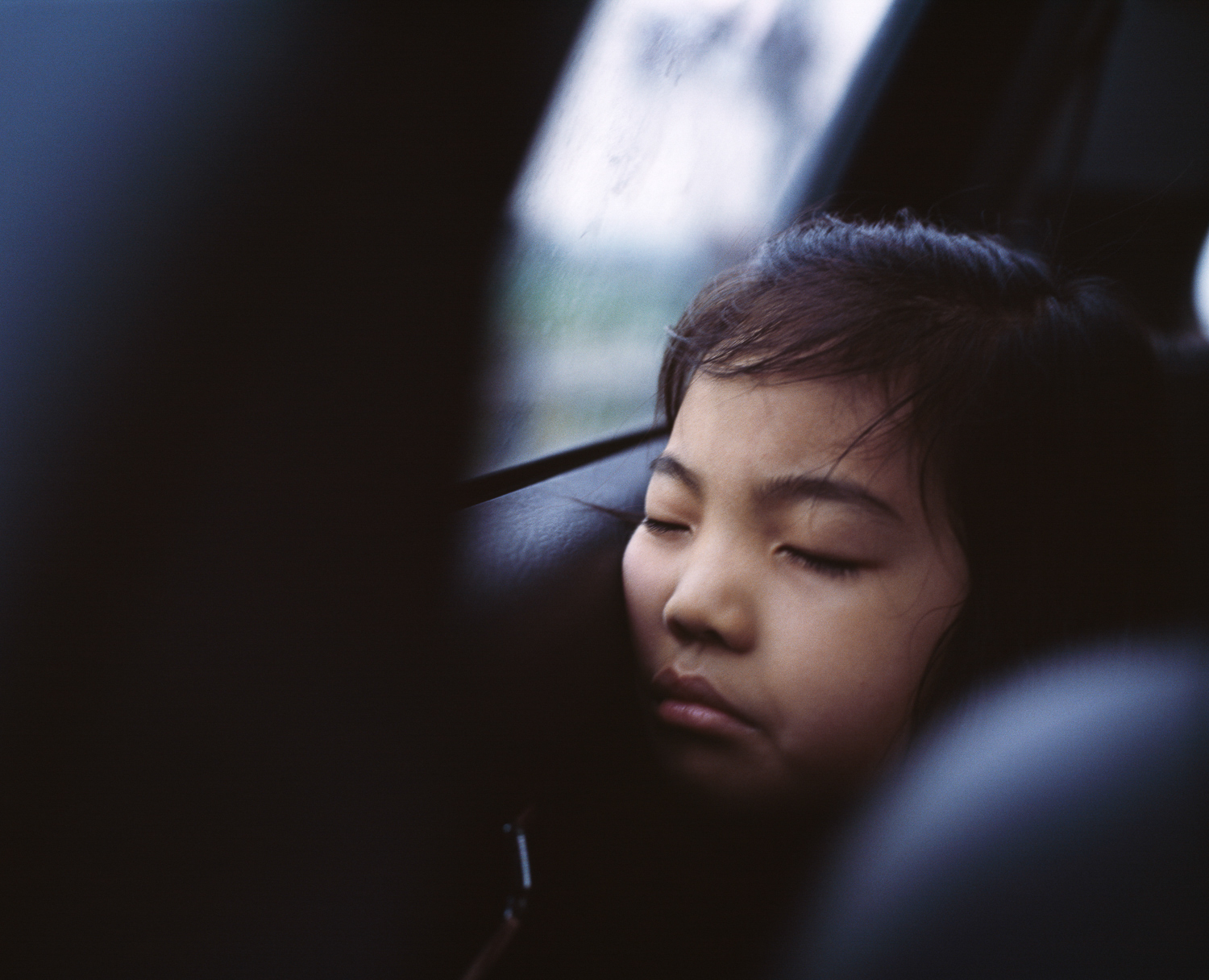 20. Yeonsoo, archival pigment print, 30X37inches, 2013