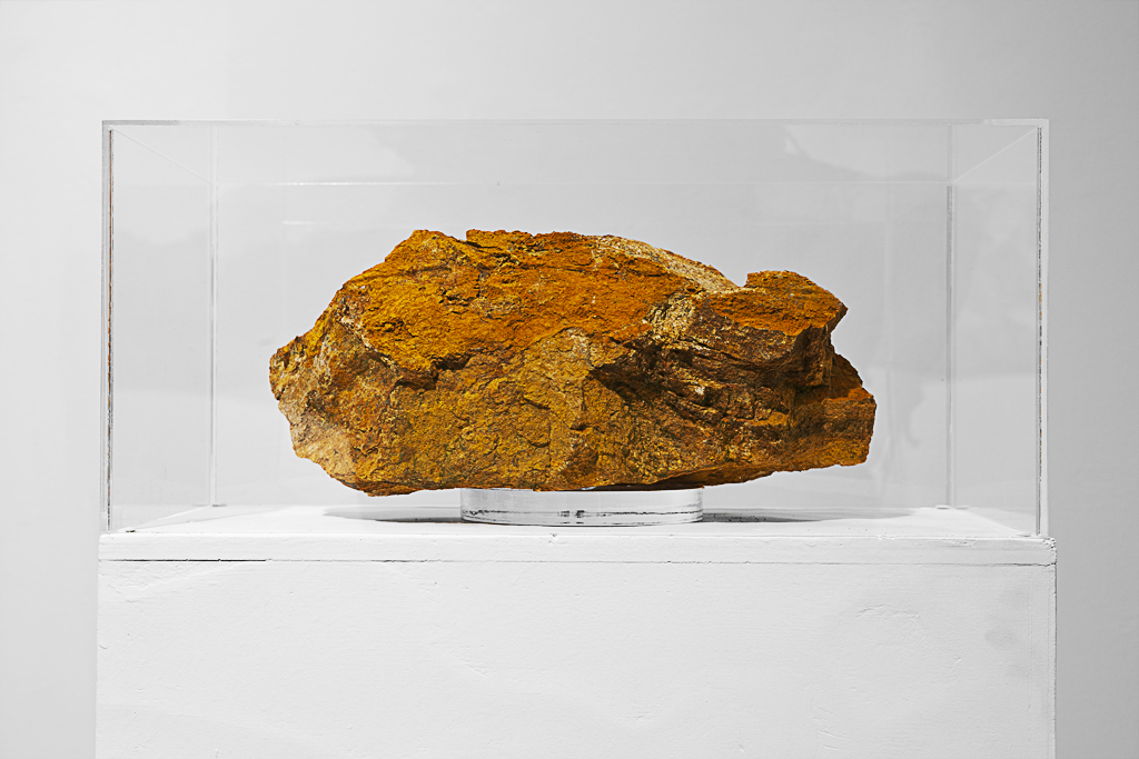 Exploration of Hwaseong_The Collection_2013_24x45x27(cm)