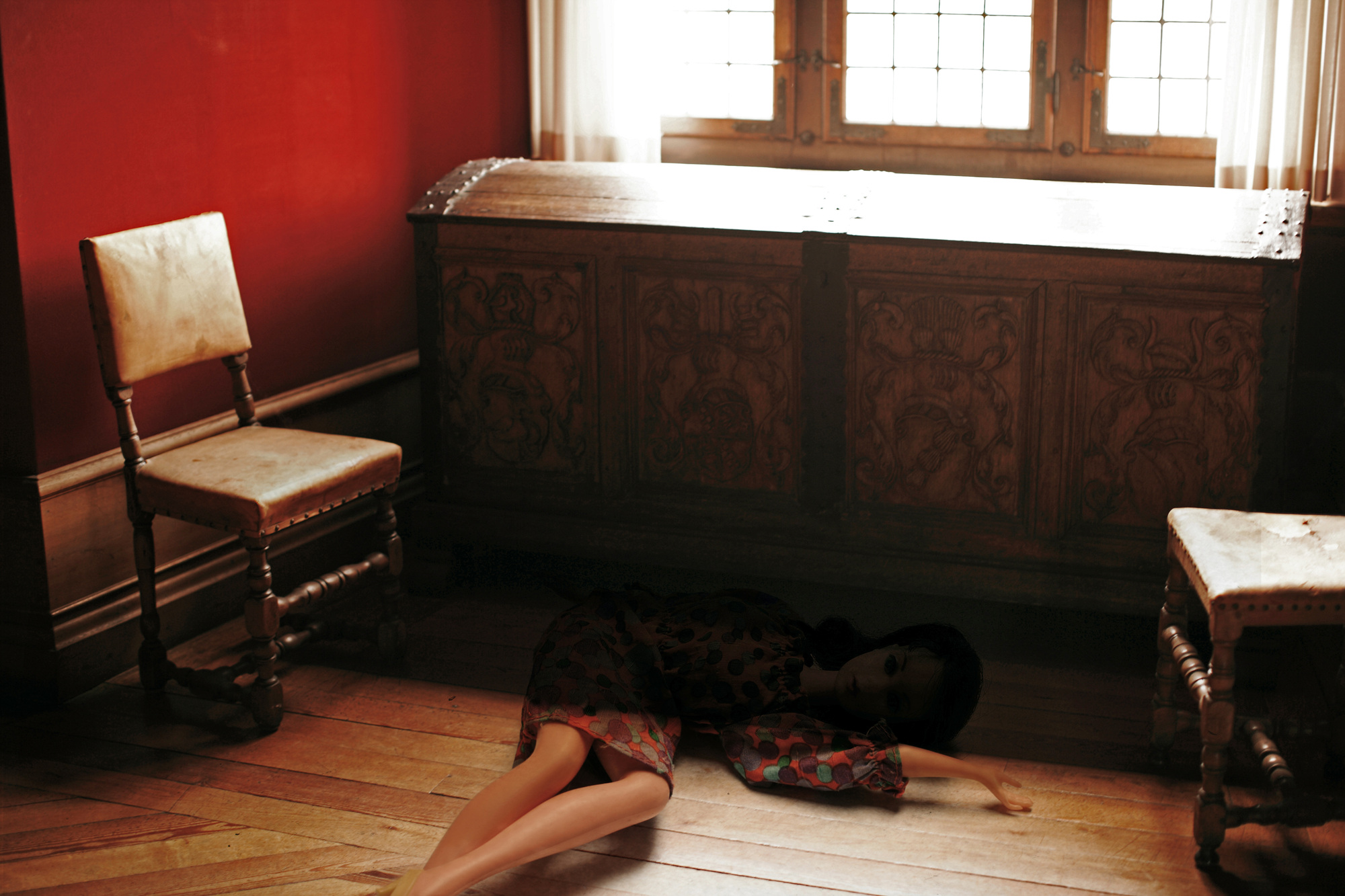 05 Lie Down, Pigmentprint, 125cm X 83cm, 2009