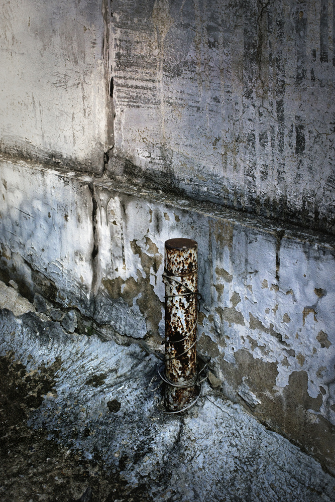 003_Alleyscape #3, Pigment Print, 60×90cm, 2011