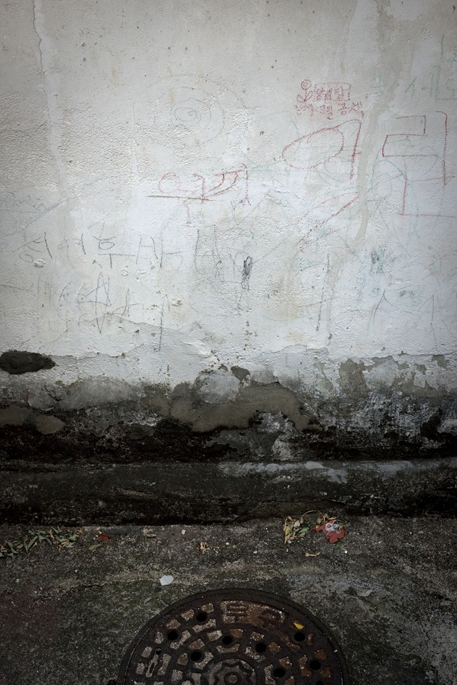 008_Alleyscape #8, Pigment Print, 60×90cm, 2011