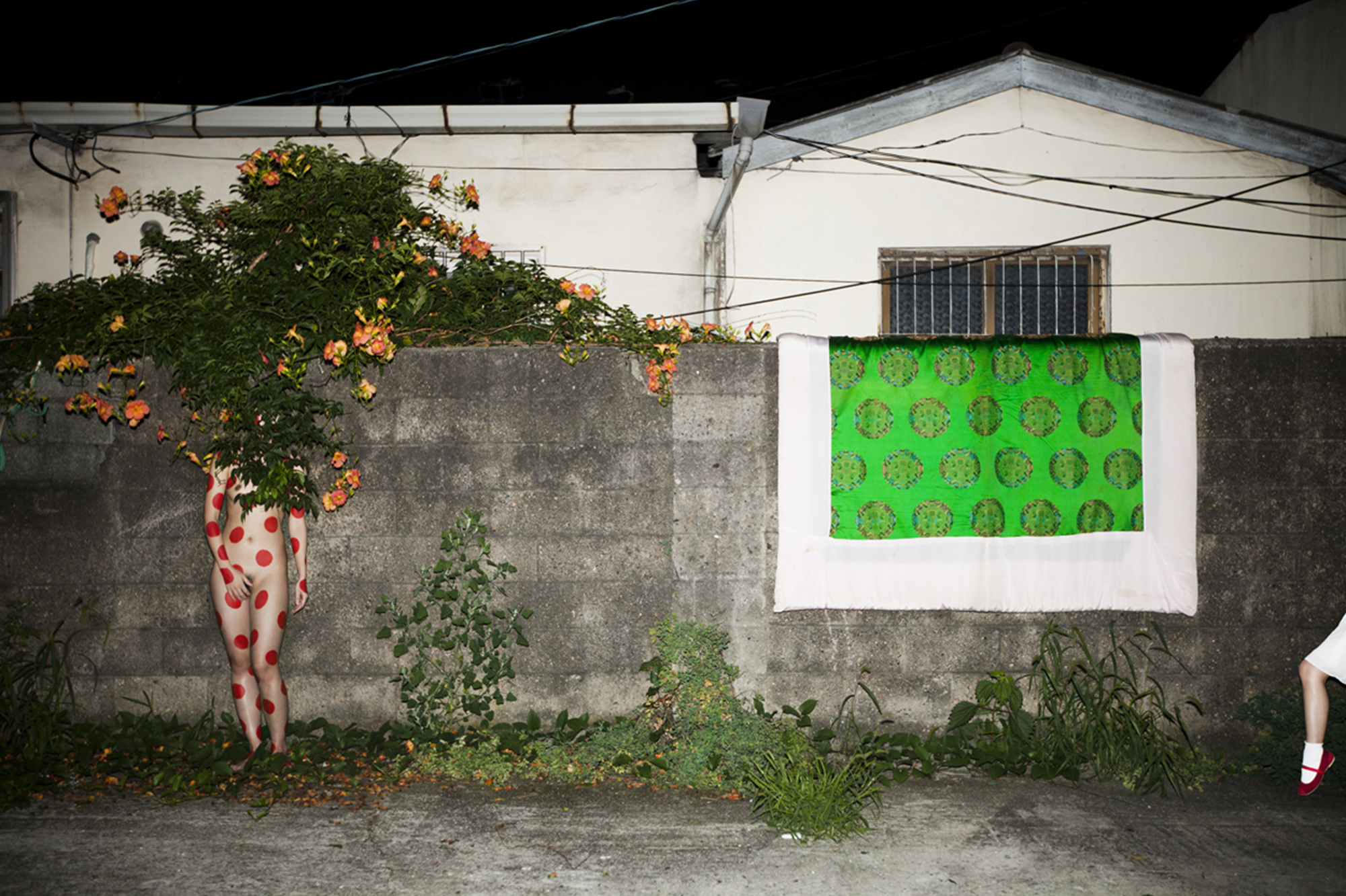 020  At night 2_pigment prin_110x160cm_ 2011