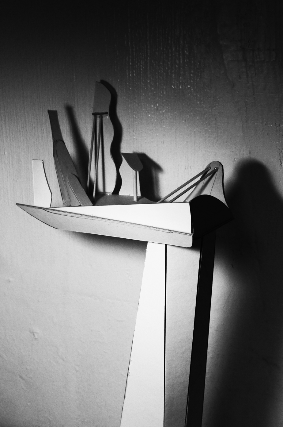 03. Monument Zero - Hand, Photograph of Hard Paper Structure, Inkjet Print, 50x50cm, 2014